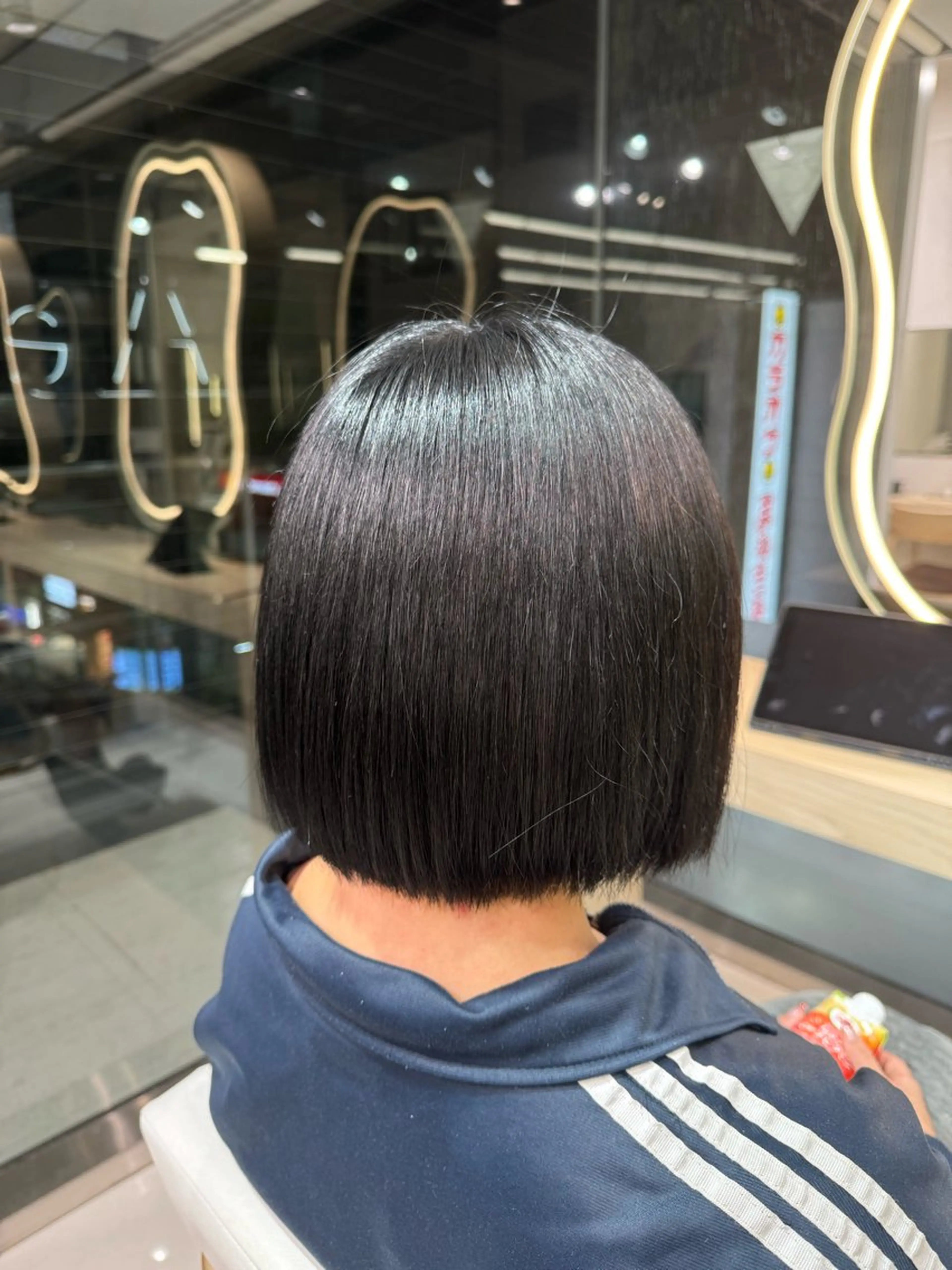 ミディアム ヘアカラー 顔まわりカット/ カラー/西野和裕のヘアスタイル