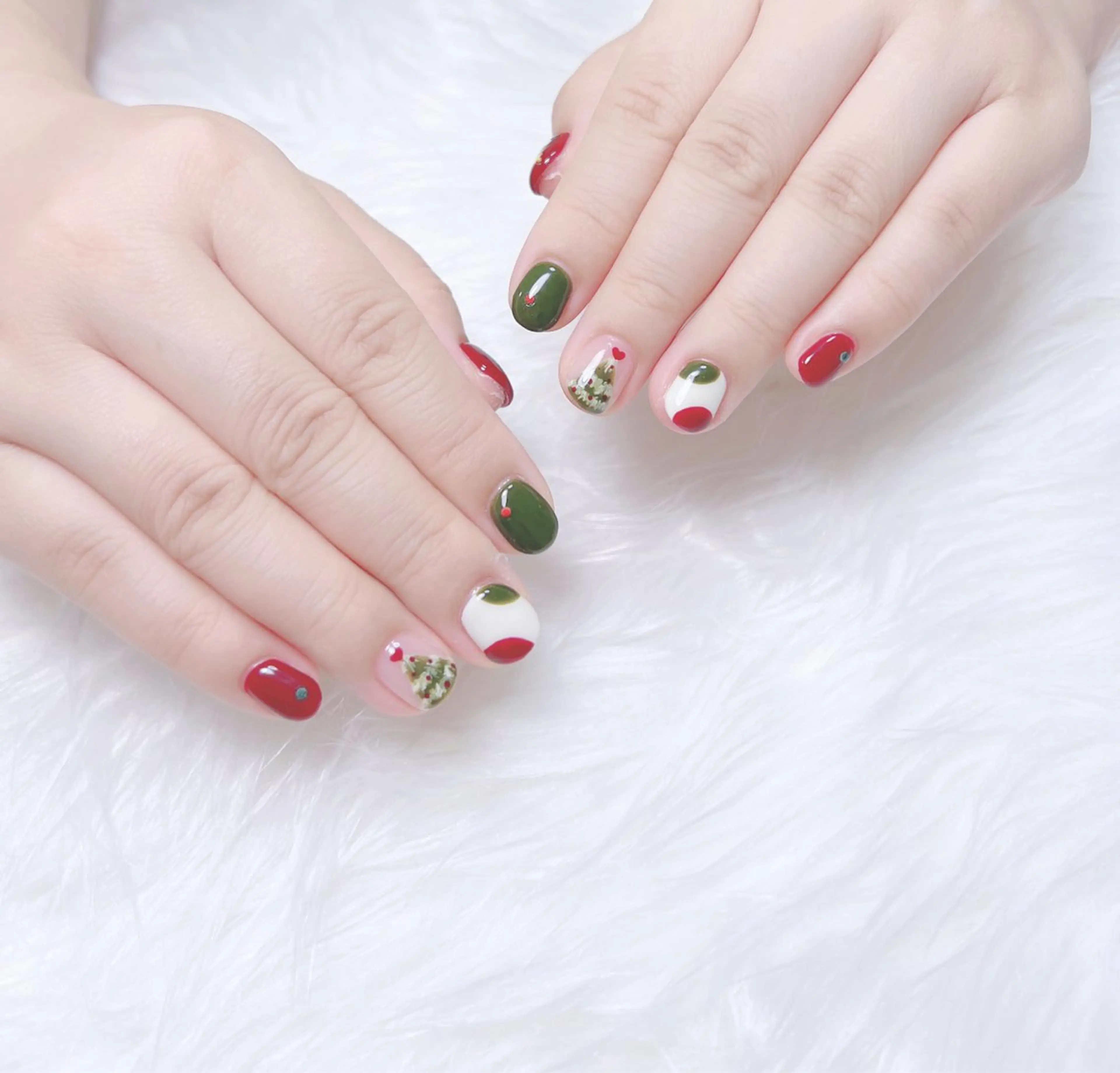 ネイル ハンドネイル uuネイルサロン所属・uu ネイルサロン関内🌼のネイルデザイン