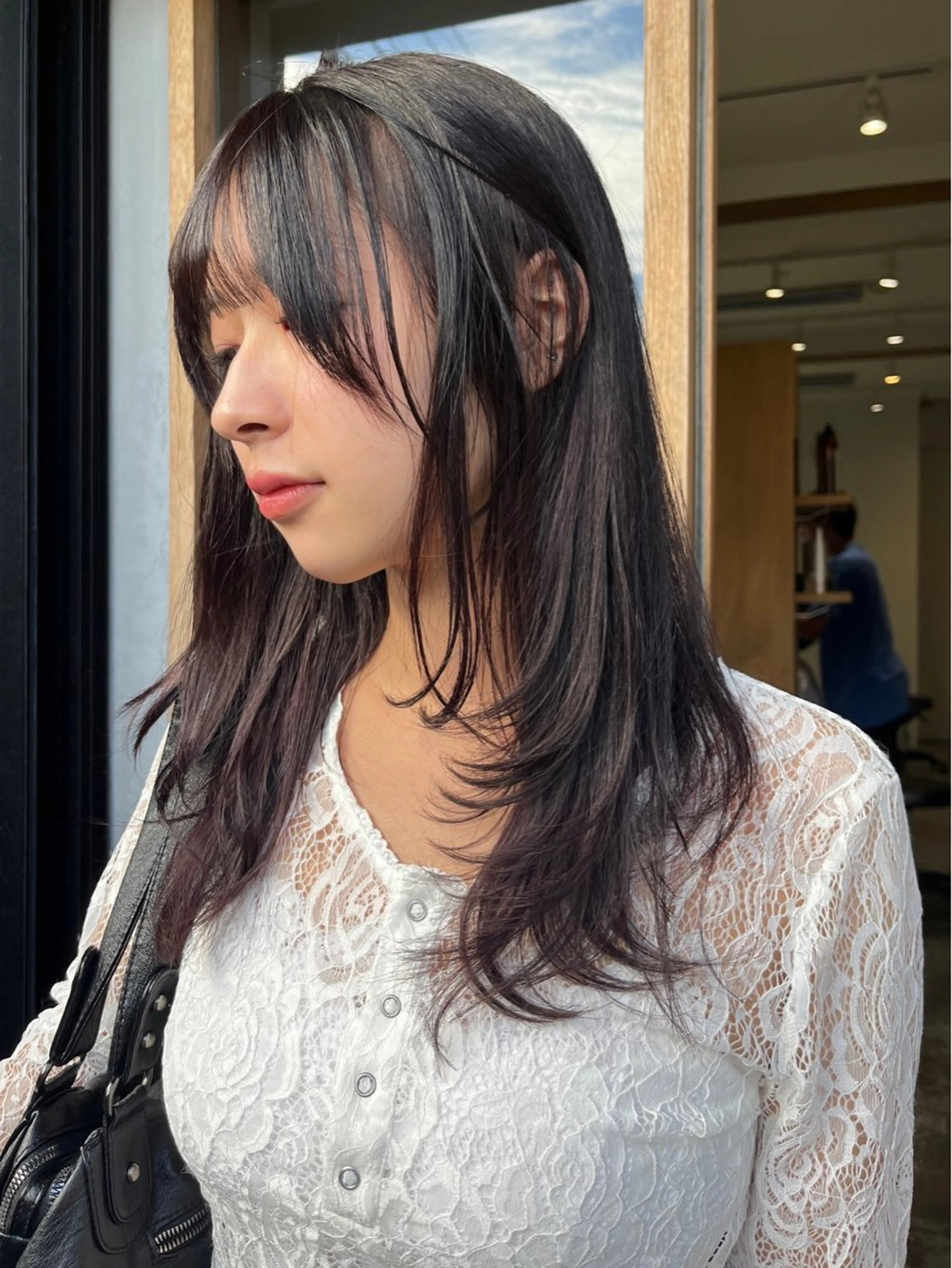 セミロング カラー レイヤーカット YUI／レイヤー カット/透明感カラーのヘアスタイル