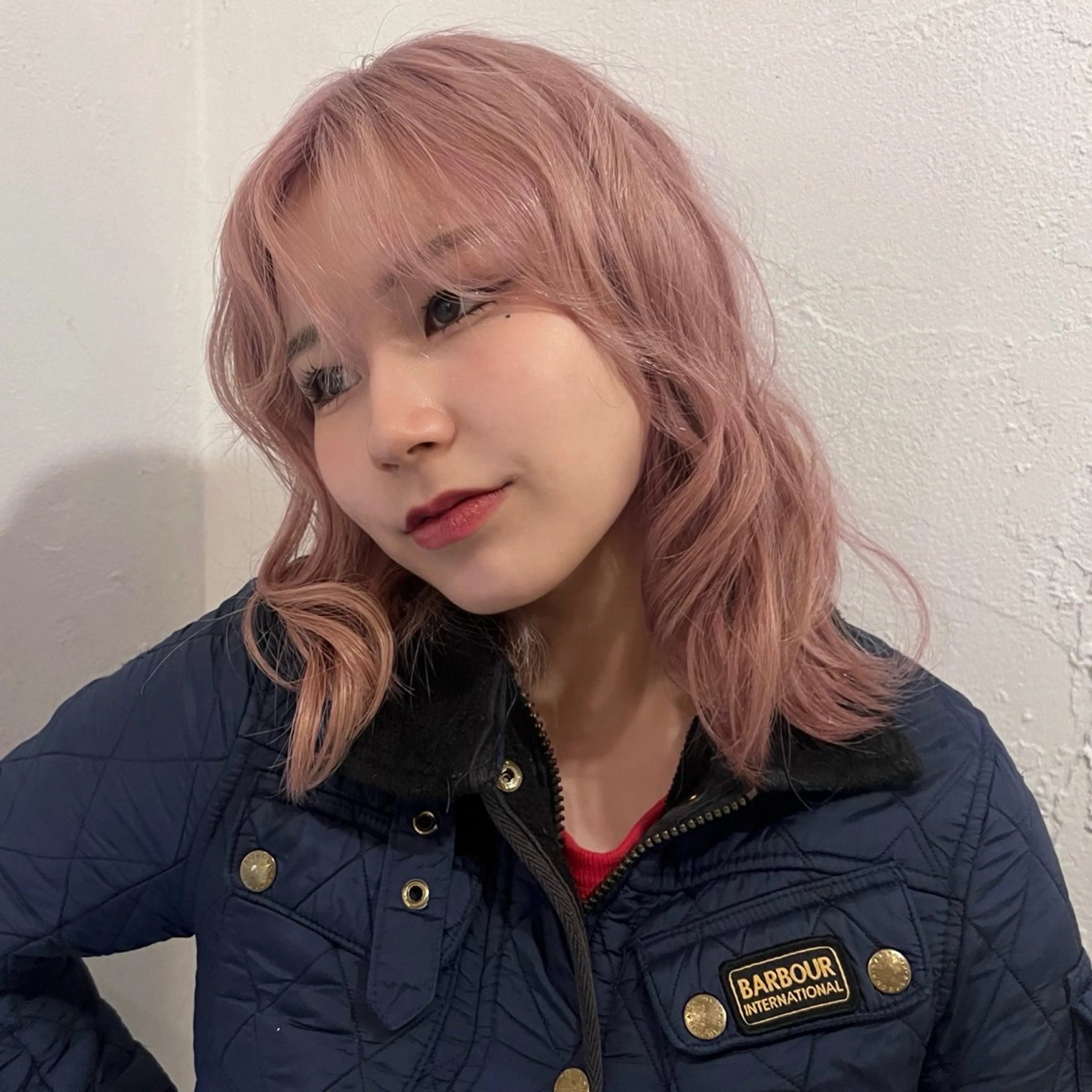 カラー Iris.所属・Iris./ kawai nanaのヘアスタイル