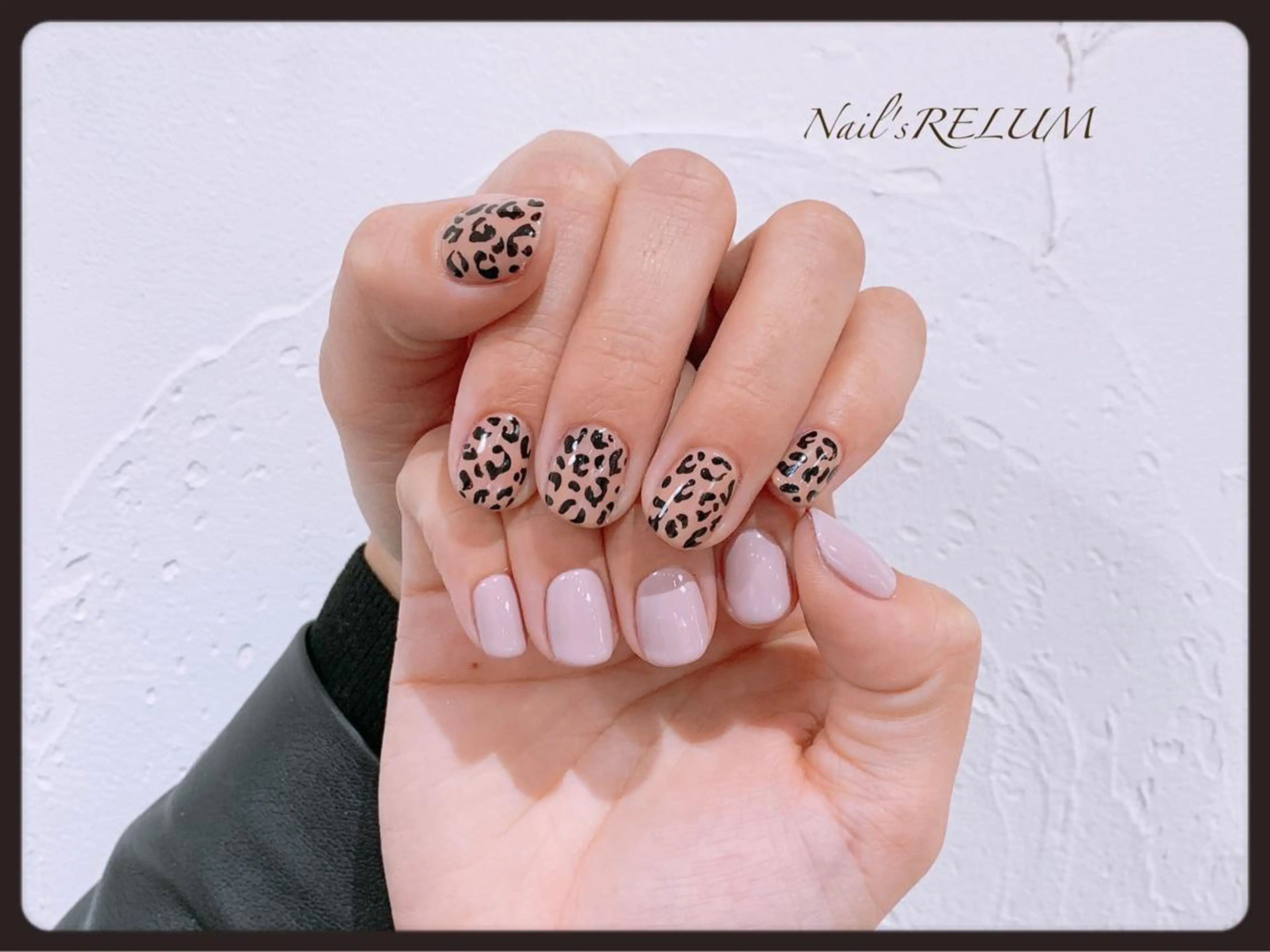 ネイル ハンドネイル THECOLORS所属・近貞 莉奈のネイルデザイン