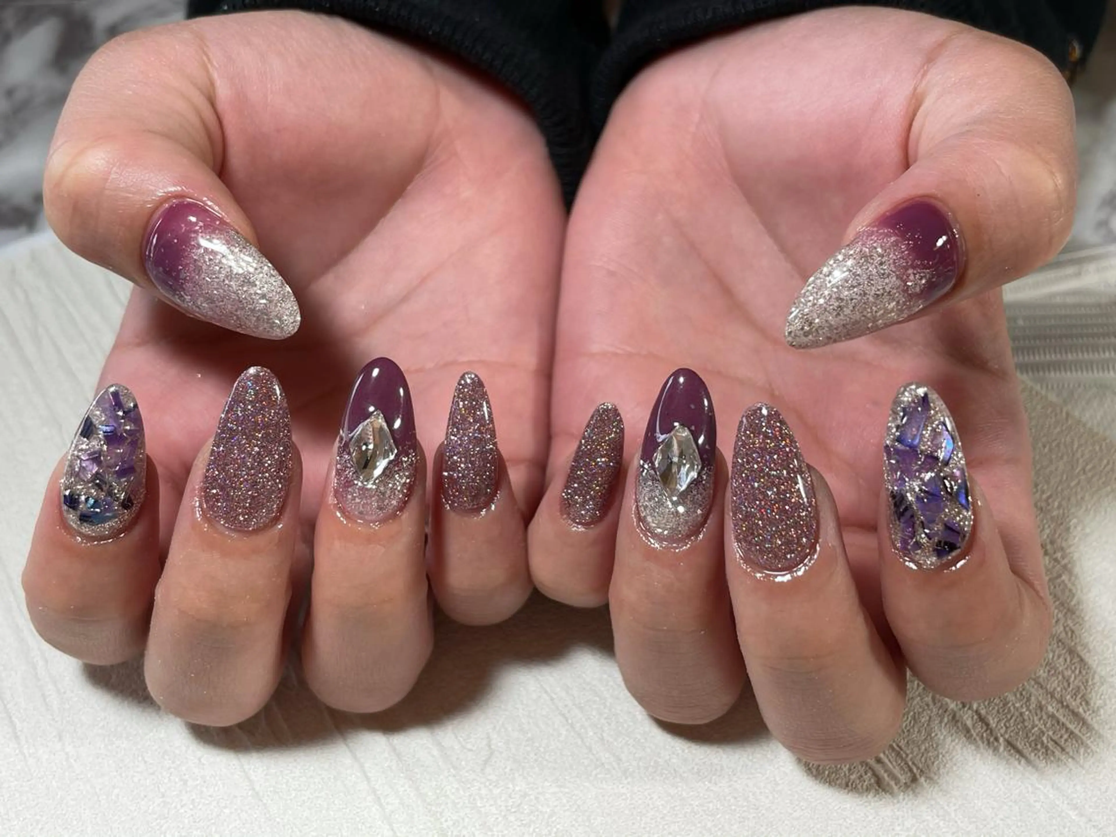 ネイル スカルプネイル 蓑原 佳央里のネイルデザイン