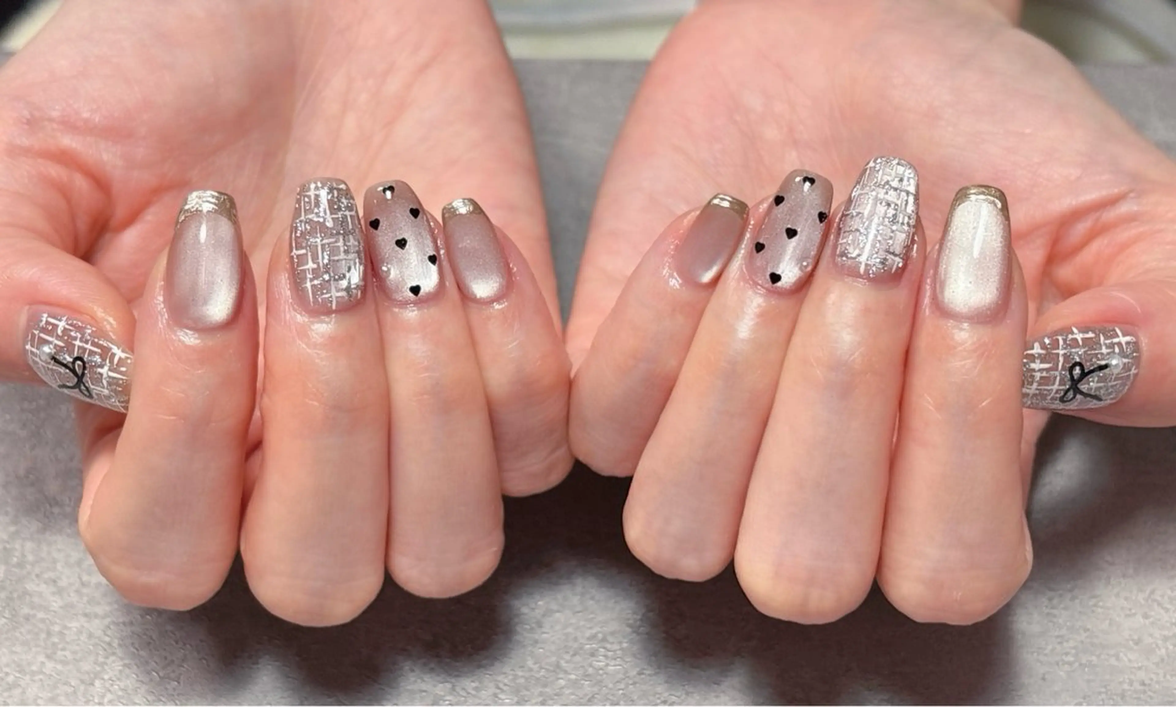 ネイル アートネイル マグネットネイル 冬ネイル クリスマス ハンドネイル ハンドケア ゆ か_Nails💫のネイルデザイン