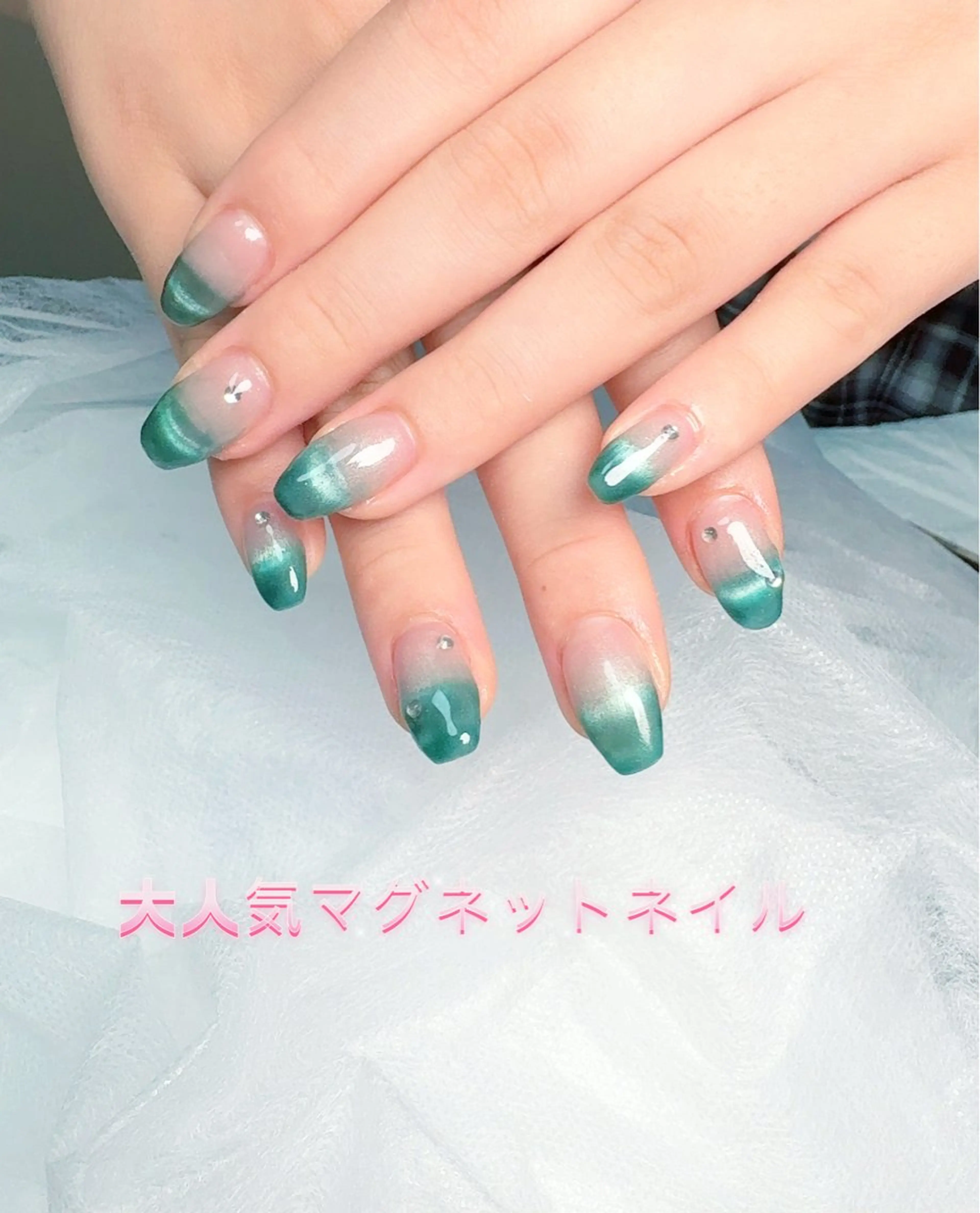 ネイル pink ladyサロン所属・べ にのネイルデザイン