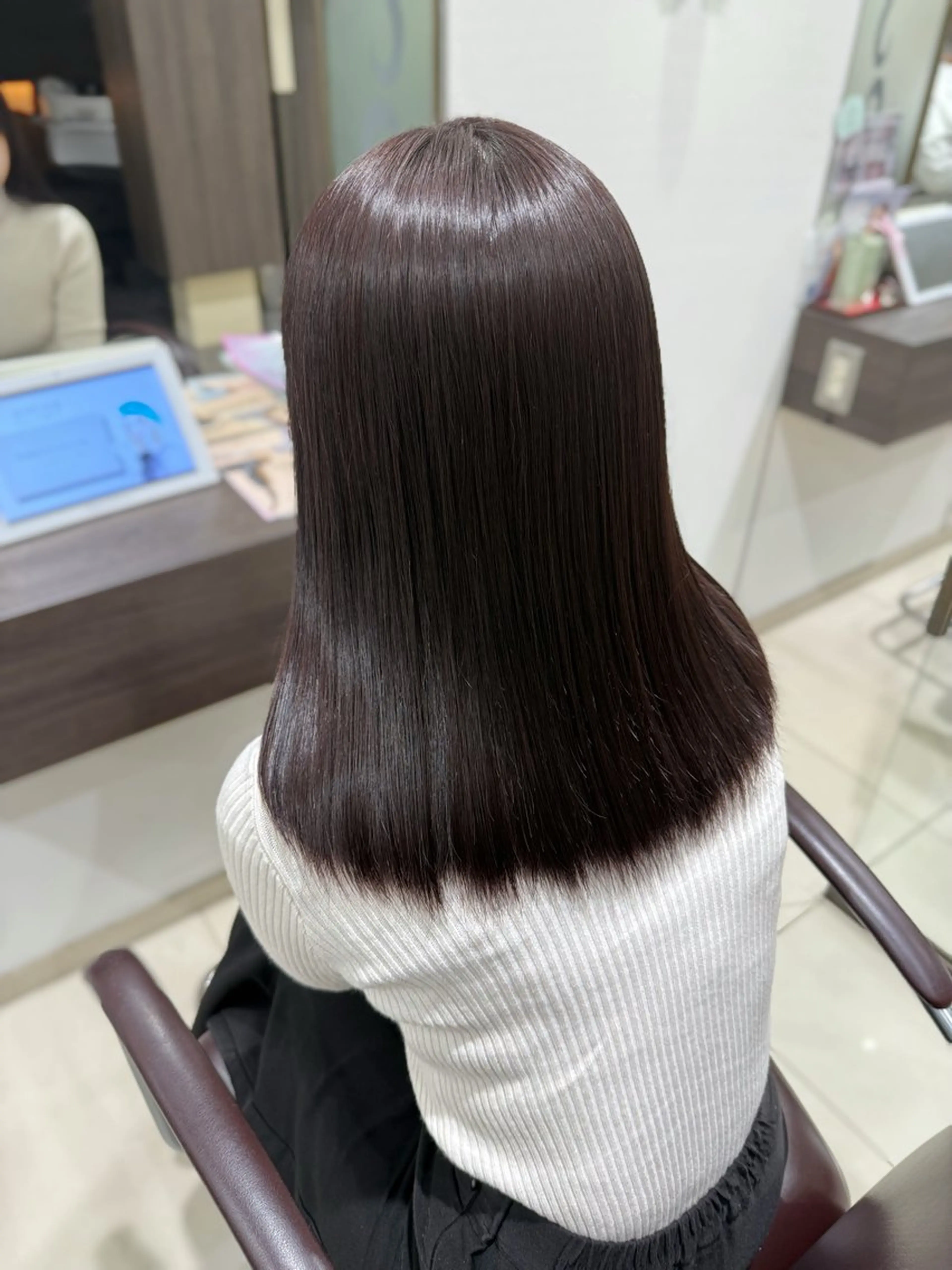 ミディアム カラー ブラウンカラー ヘアカラー 艶カラー/縮毛矯正/ ブリーチカラー/みなのヘアスタイル