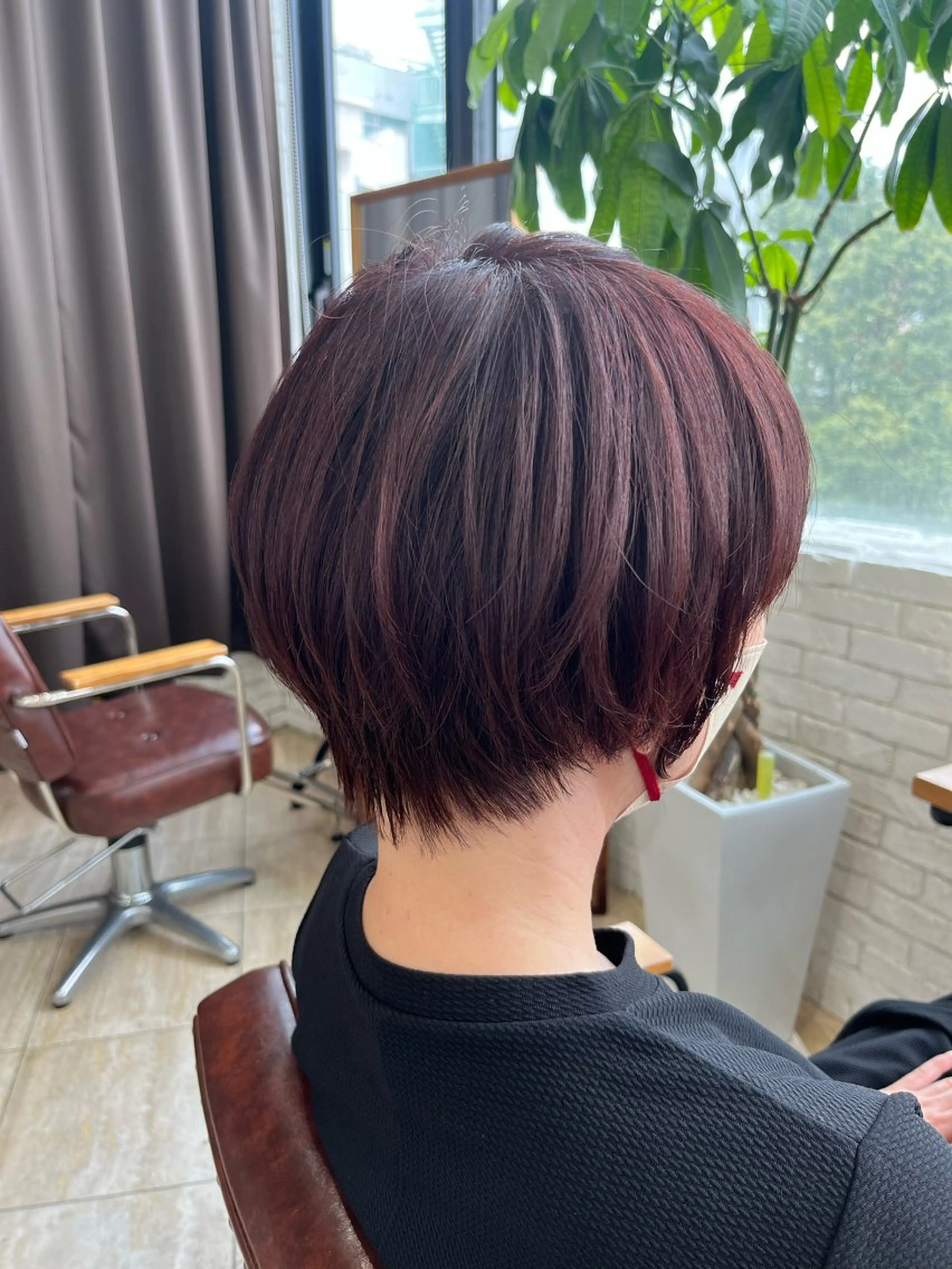 ショート レッドブラウン ROSEL はしぐち ななみのヘアスタイル