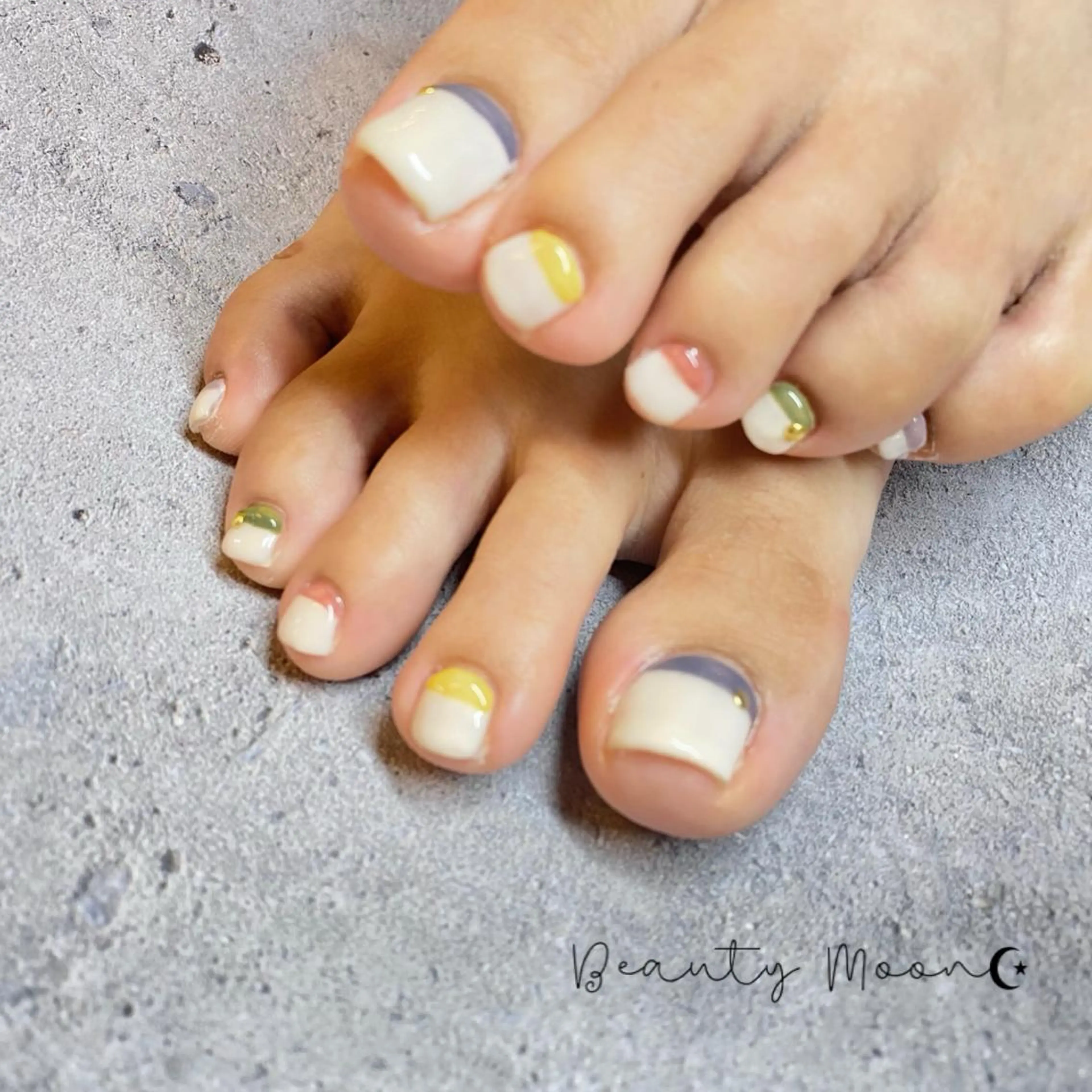 ネイル アートネイル ハート ミラーネイル ハンドネイル beauty ☪︎moonのネイルデザイン