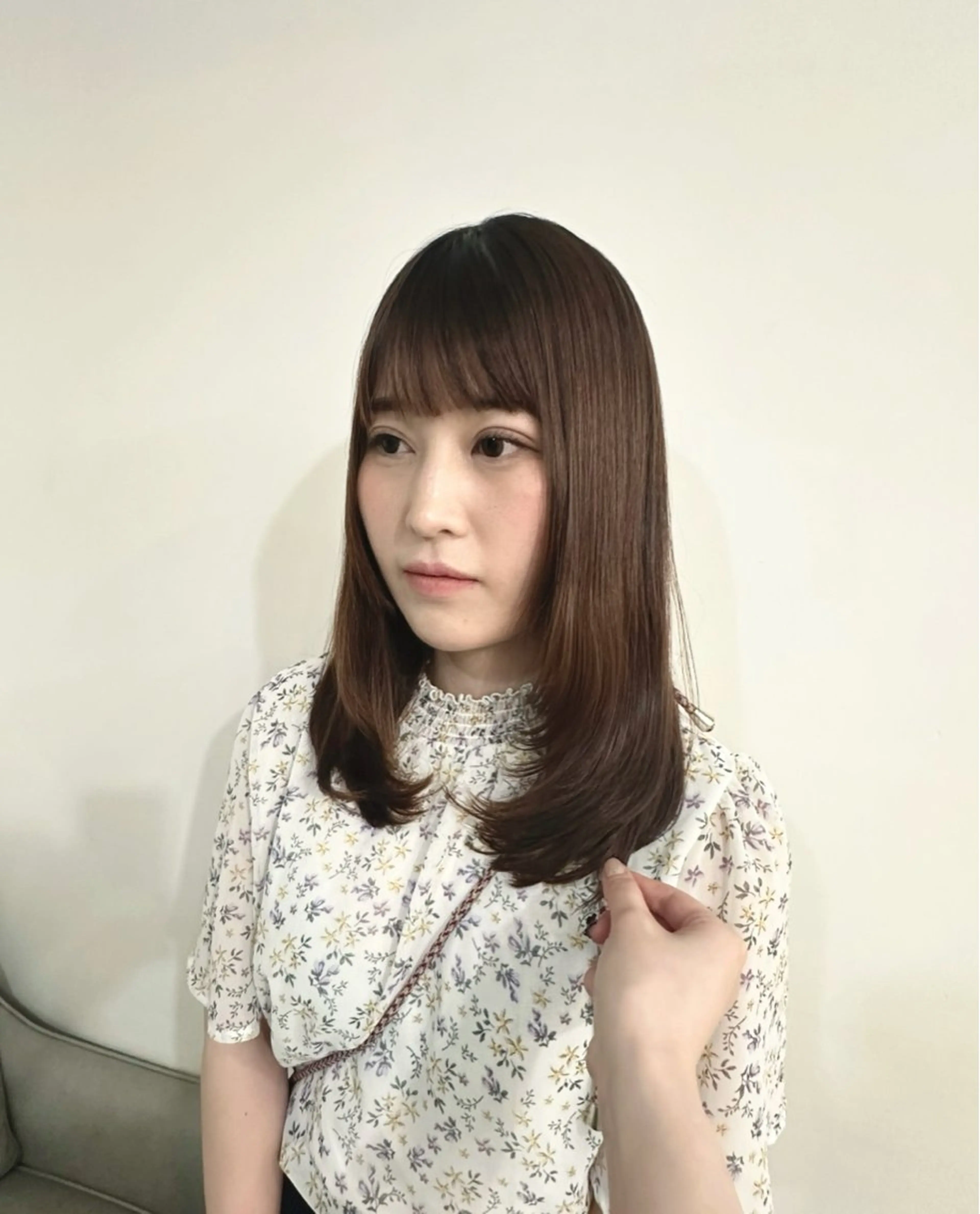 ミディアム Rinka/レイヤー /透明感カラーのヘアスタイル