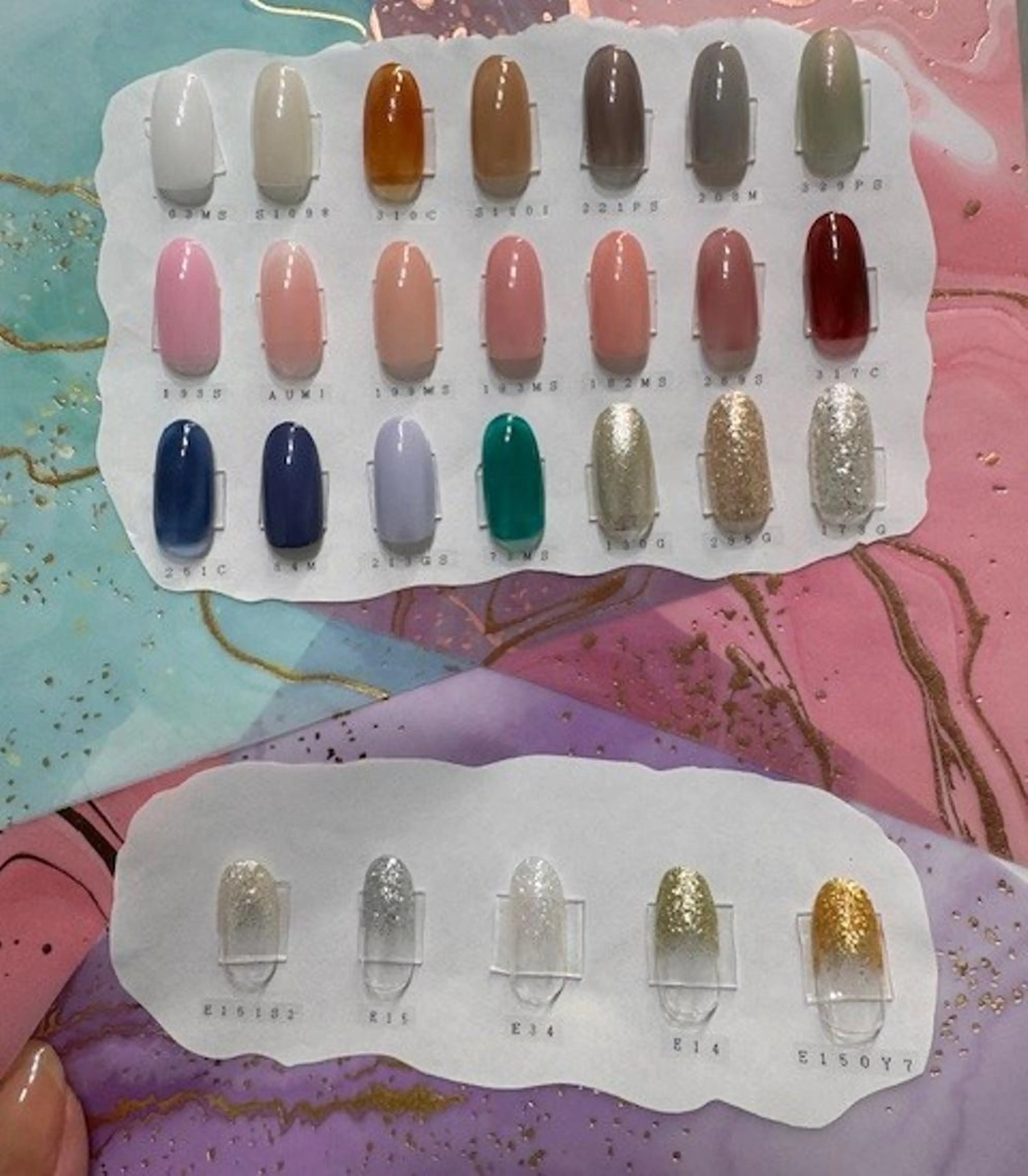 モデルさん募集☆HANDワンカラーまたはラメグラ￥０【オフあり】長さだしオフはご遠慮くださいの写真