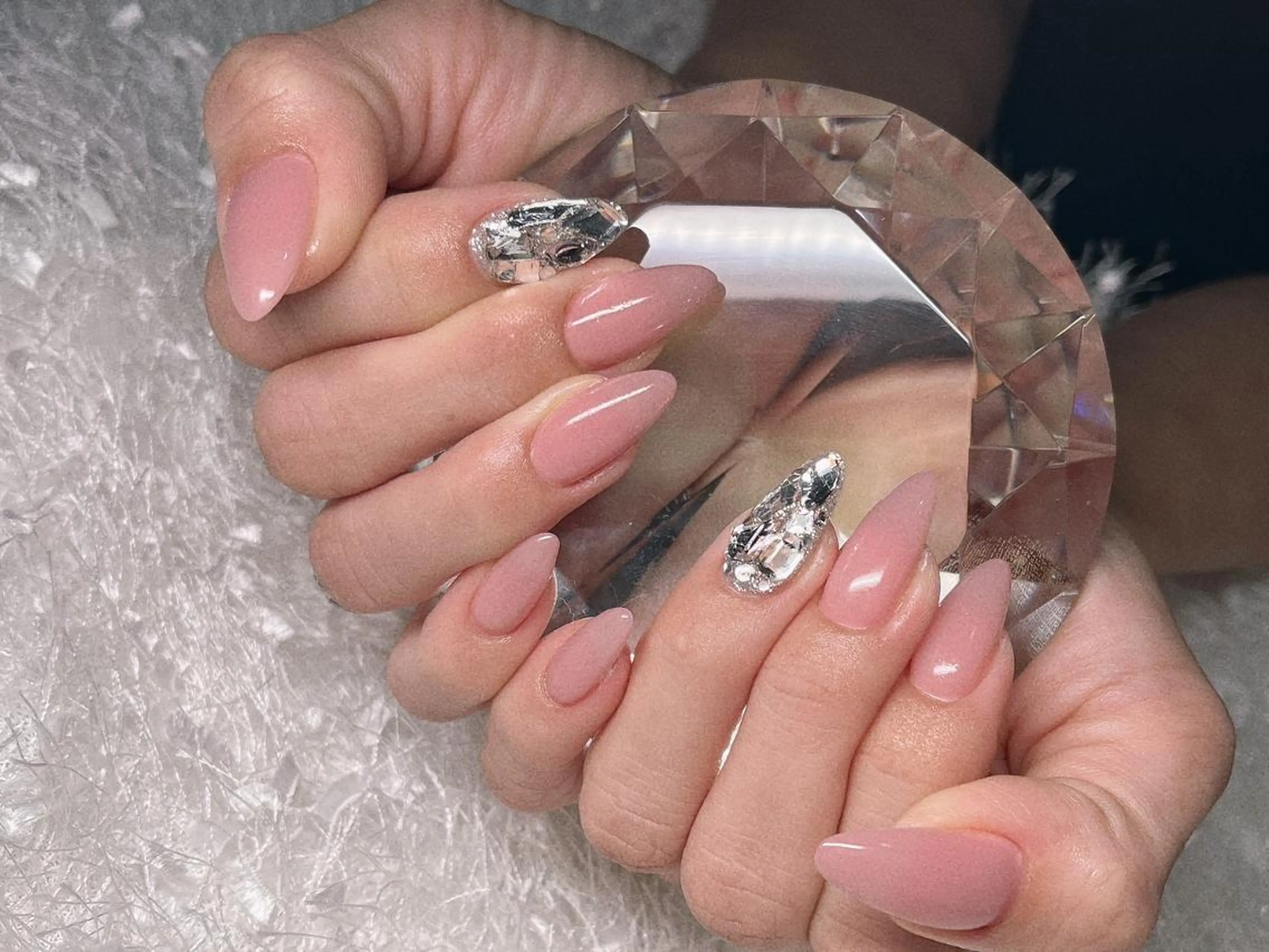 ネイル オーロラネイル 長さ出し フレンチネイル ジェルネイル グラデーション ハンドネイル Nail&eye Belire 新宿のネイルデザイン