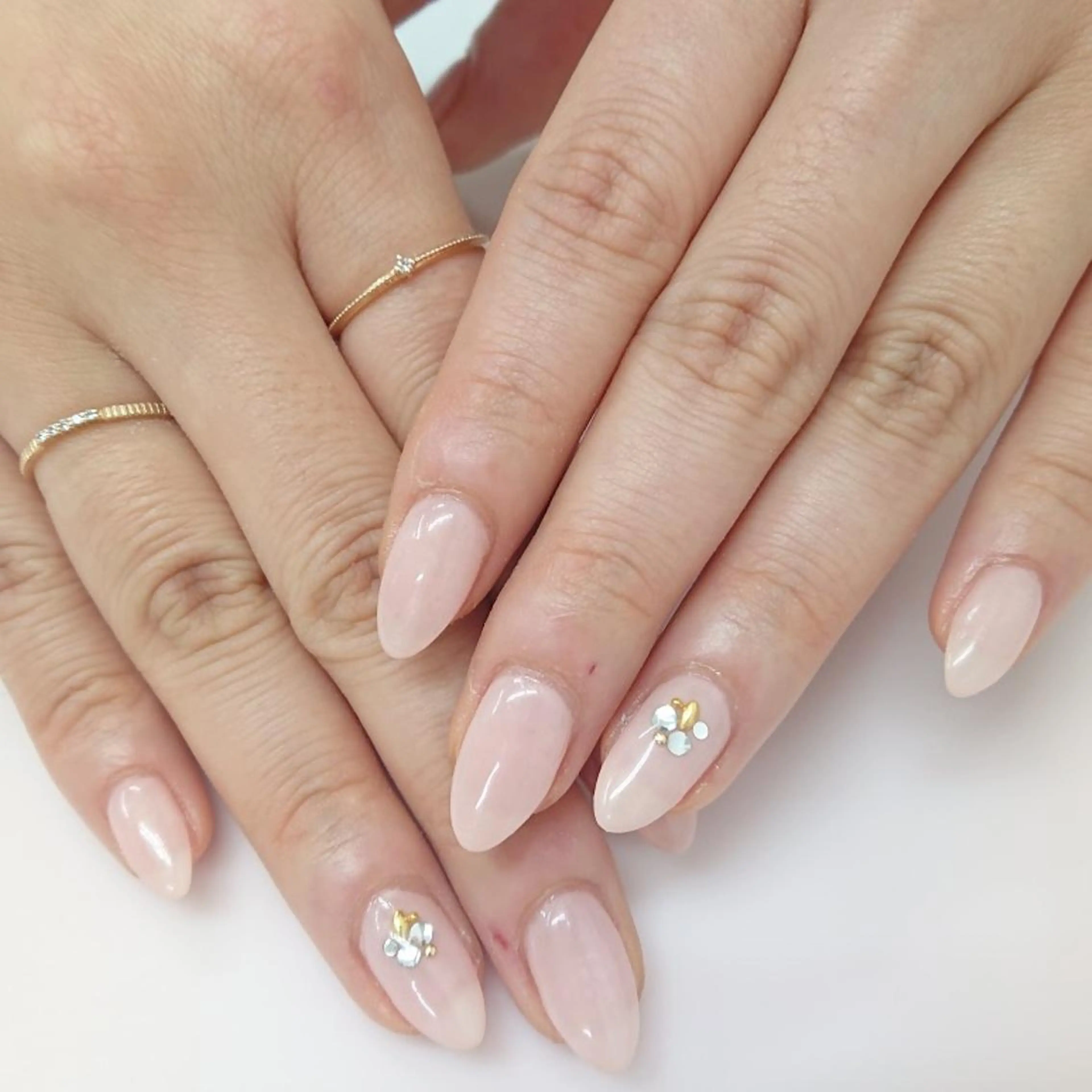 ネイル オフィスネイル シンプルネイル ハンドネイル トミーワイネイル所属・トミー ワイのネイルデザイン