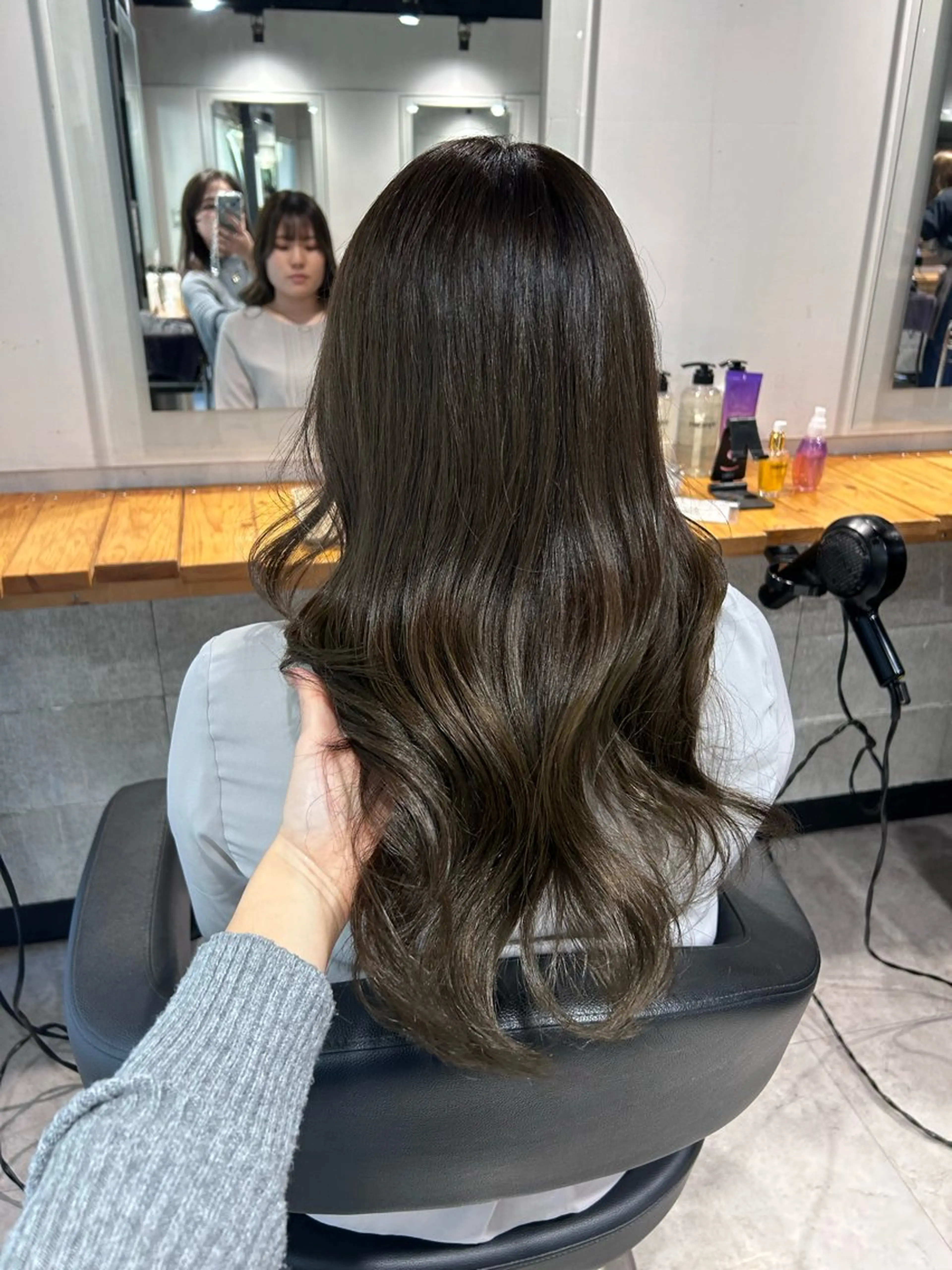 ロング カット ヘアカラー ヘッドスパ 韓国Style♡ Nanami🇰🇷のヘアスタイル