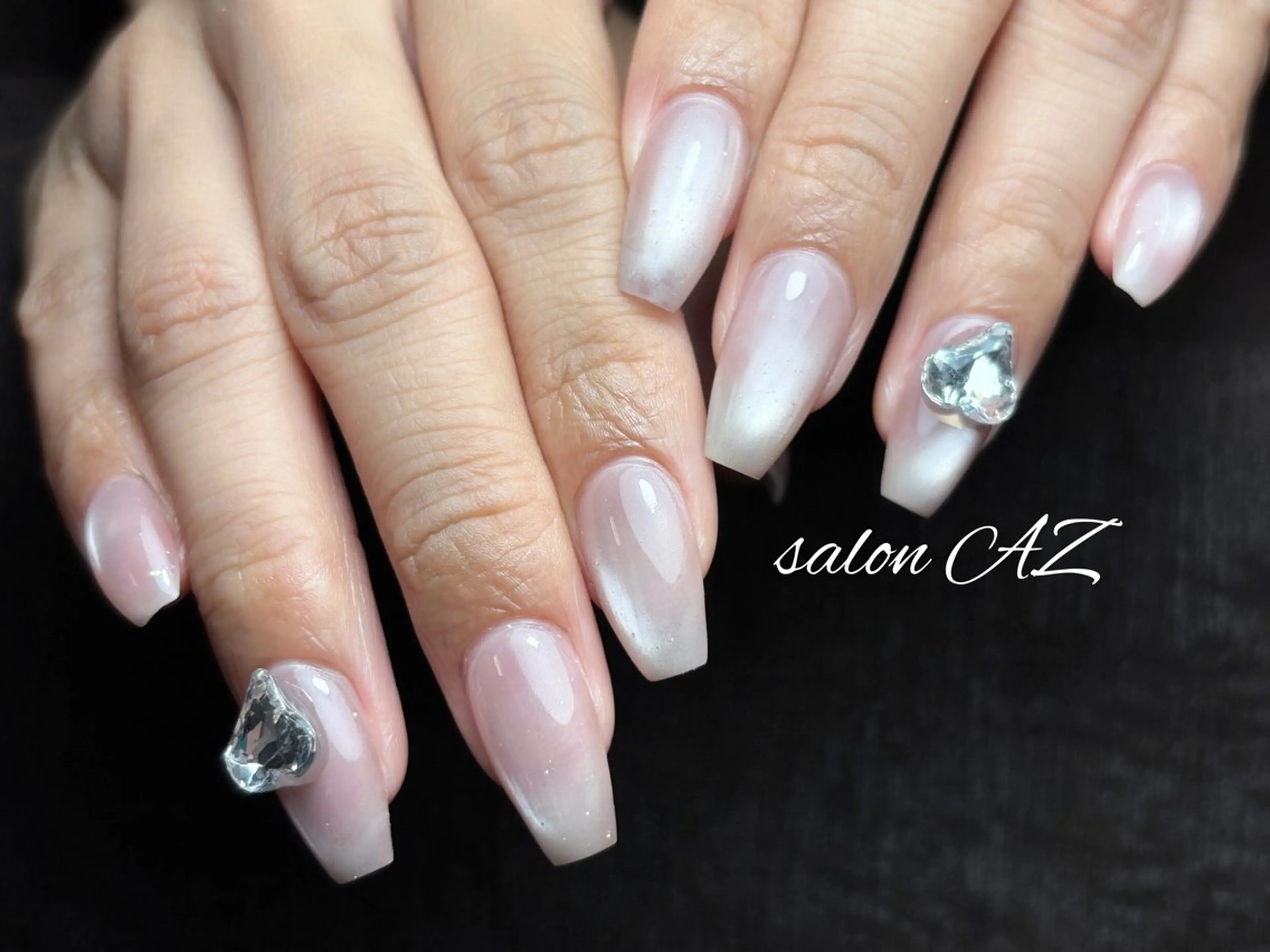 ネイル アートネイル 長さ出し フットネイル フレンチネイル ジェルネイル ハンドネイル salon AZのネイルデザイン