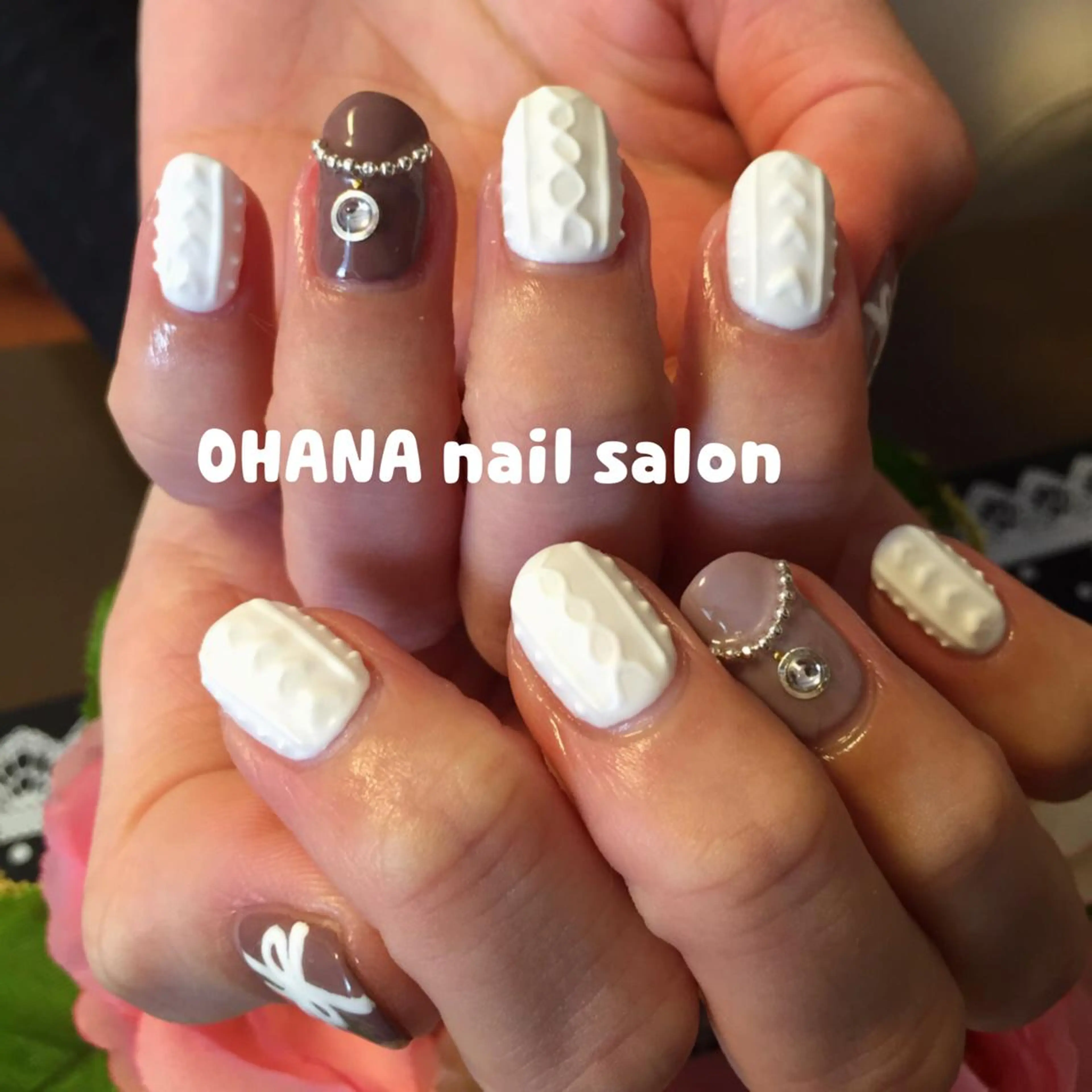 ネイル ハート 冬ネイル クリスマス 那覇🏝️台湾人 ネイリストSHIUのネイルデザイン