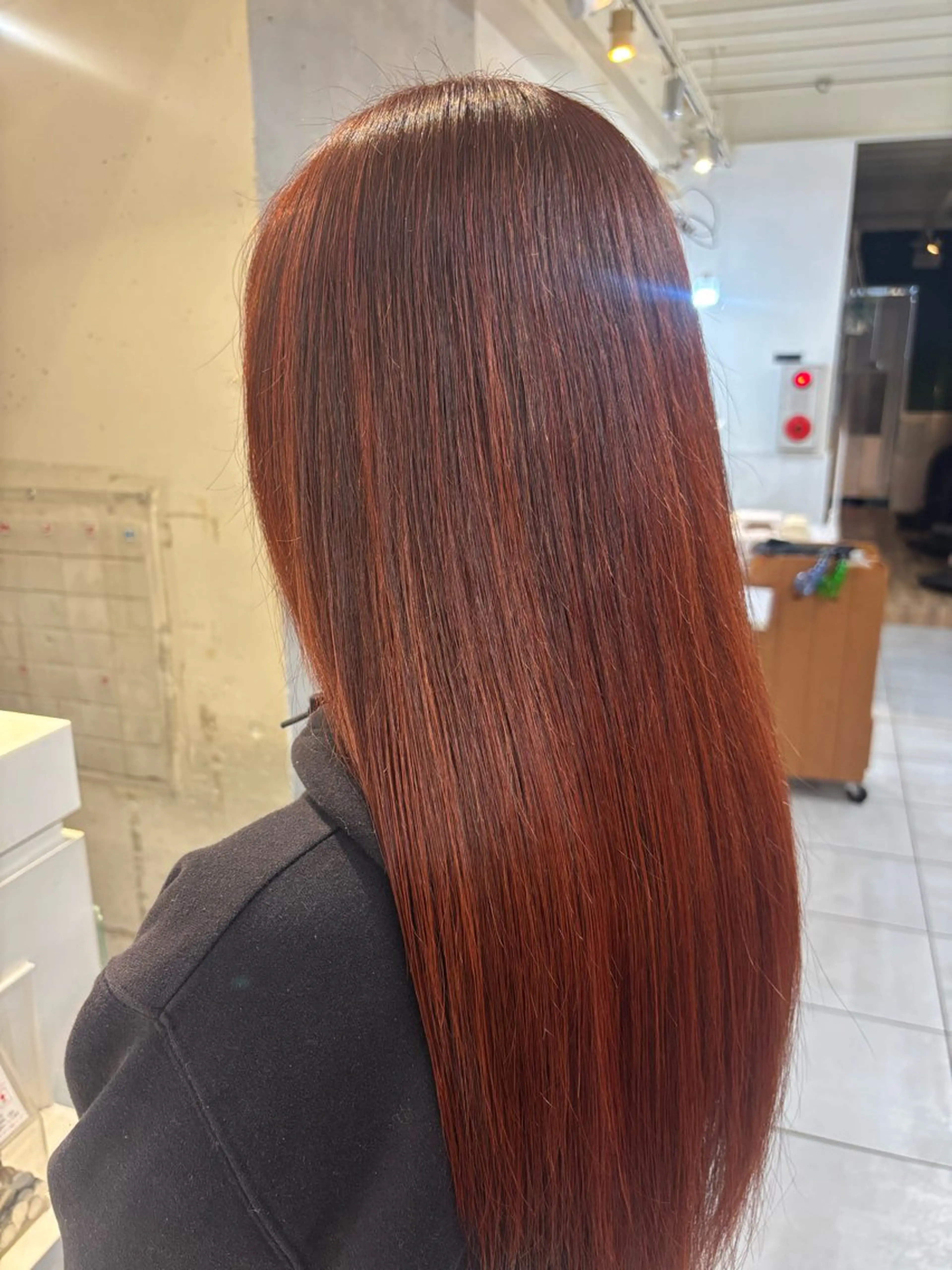 カラー 鈴木 花菜のヘアスタイル