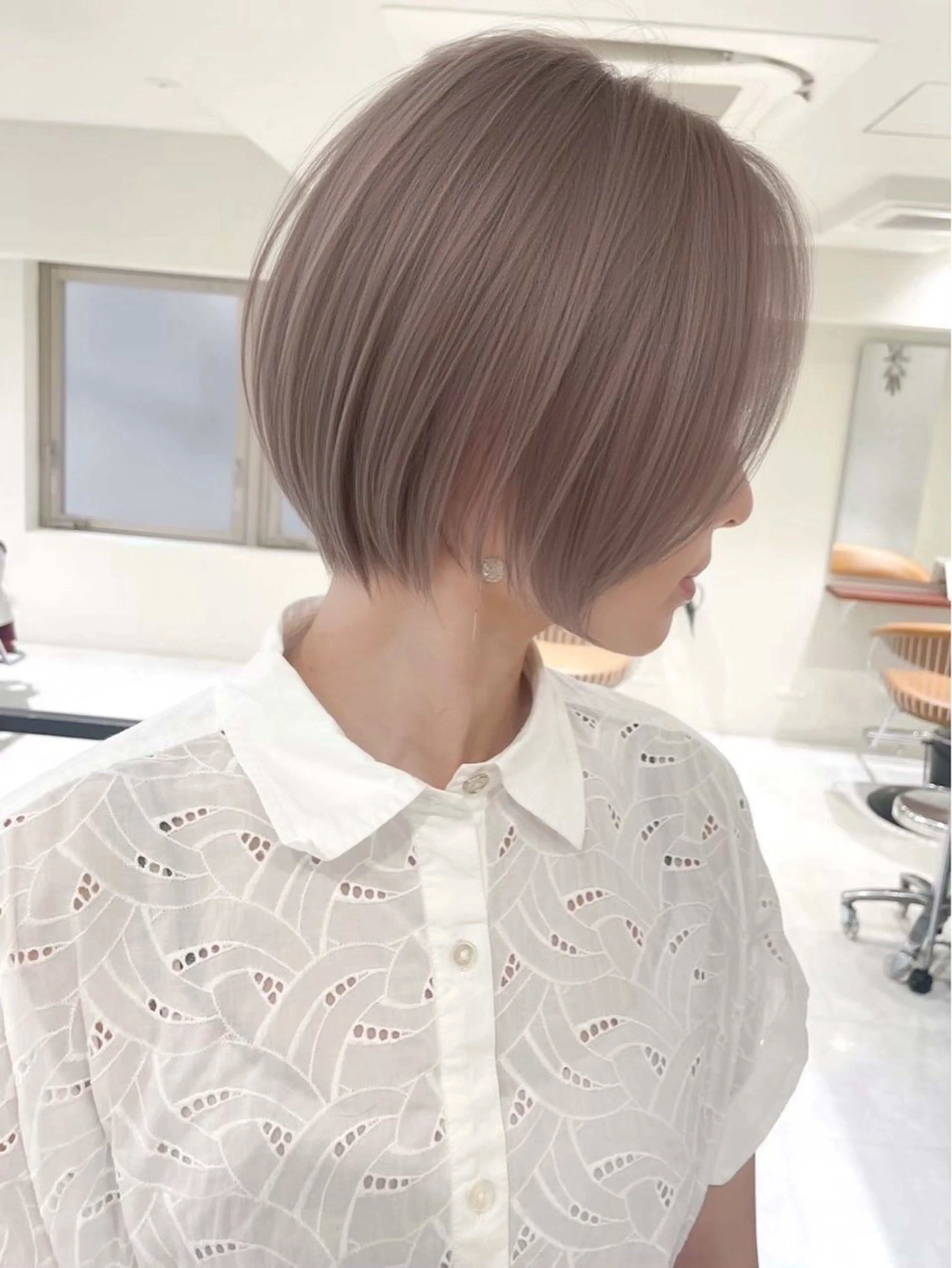 ショート カット ヘアカラー 艶髪ハイトーン 💎凜💎のヘアスタイル