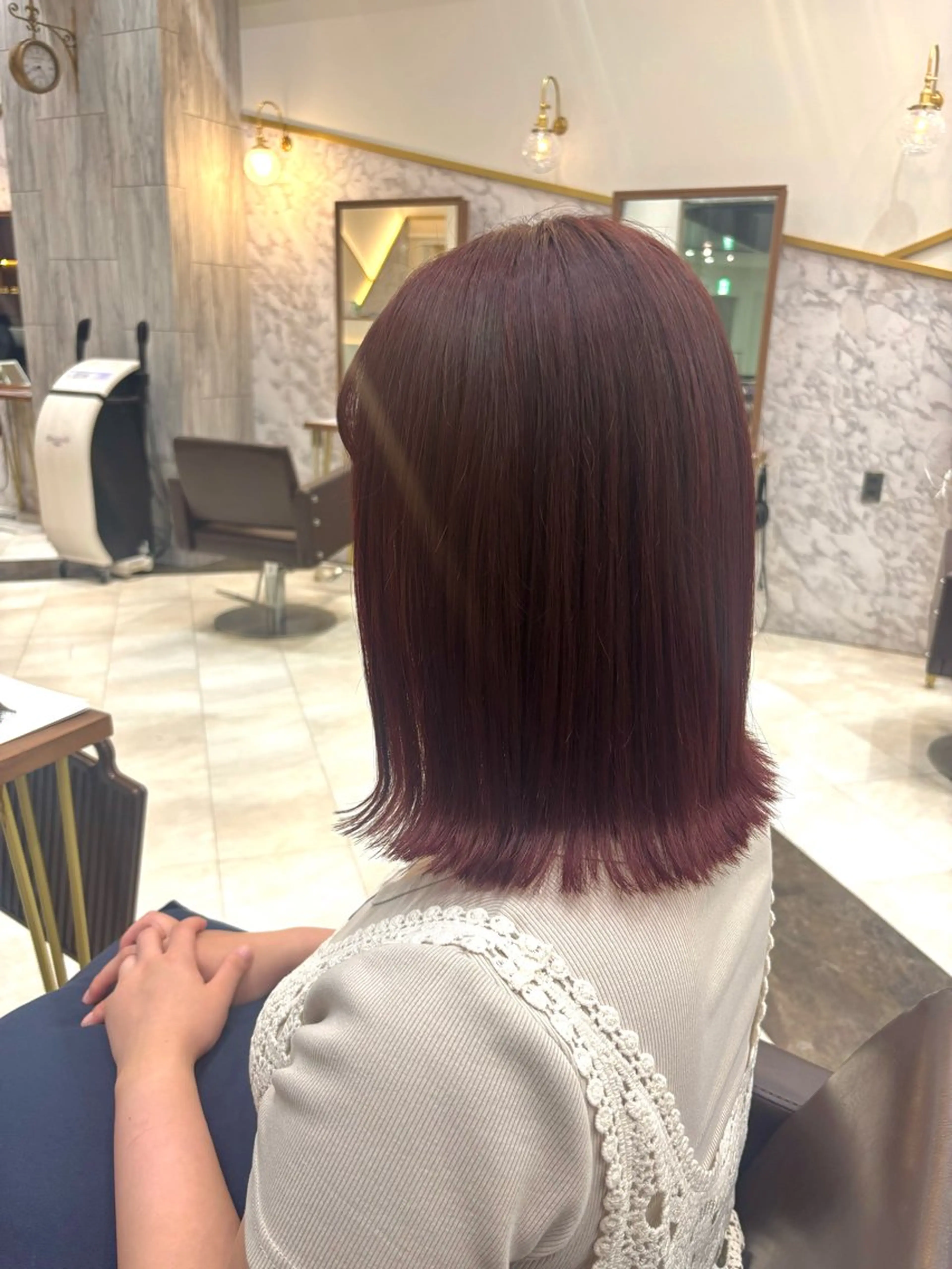 ミディアム カラー ボブ 外ハネヘア REM青葉台所属・REM青葉台 きたじまのヘアスタイル