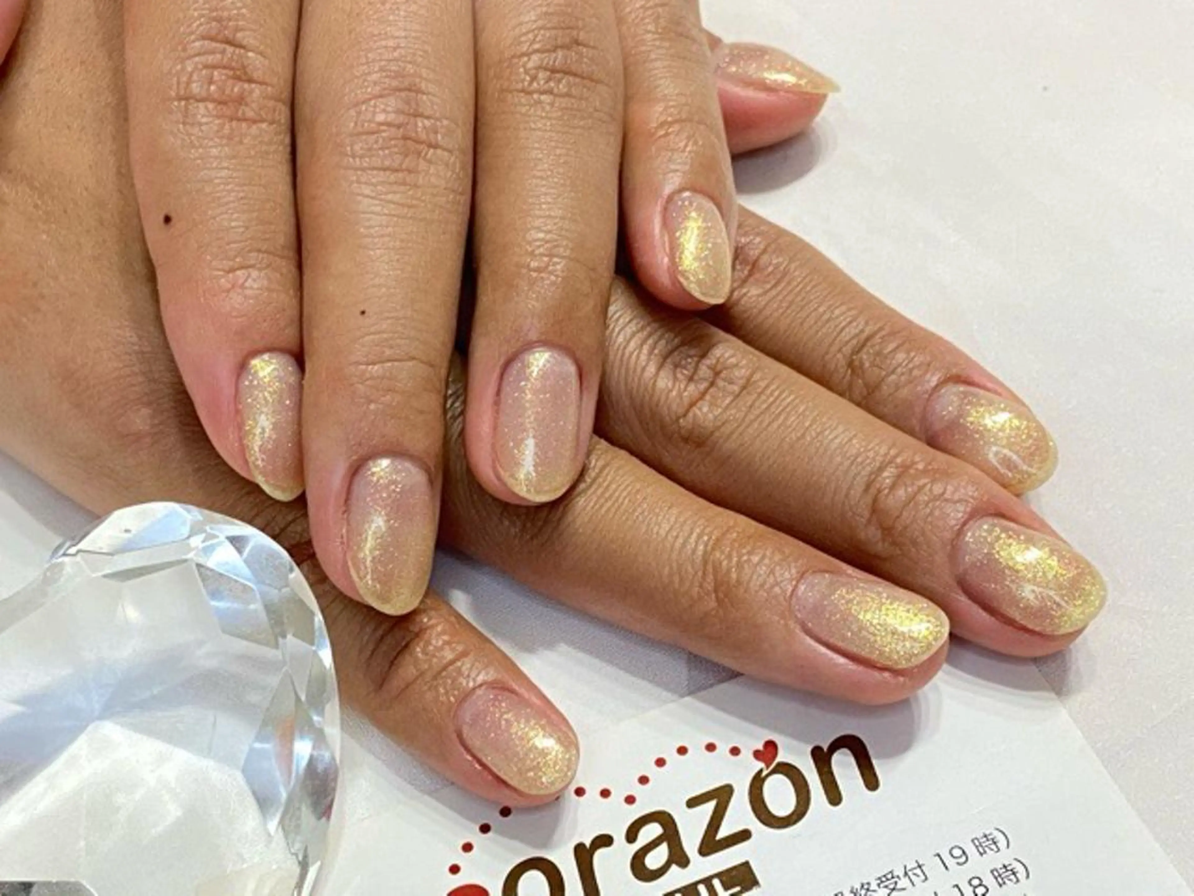 ネイル ジェルネイル ゴールド ラメ(グリッター) ワンカラーネイル 黄色 ハンドネイル corazon所属・ネイリスト aicoのネイルデザイン