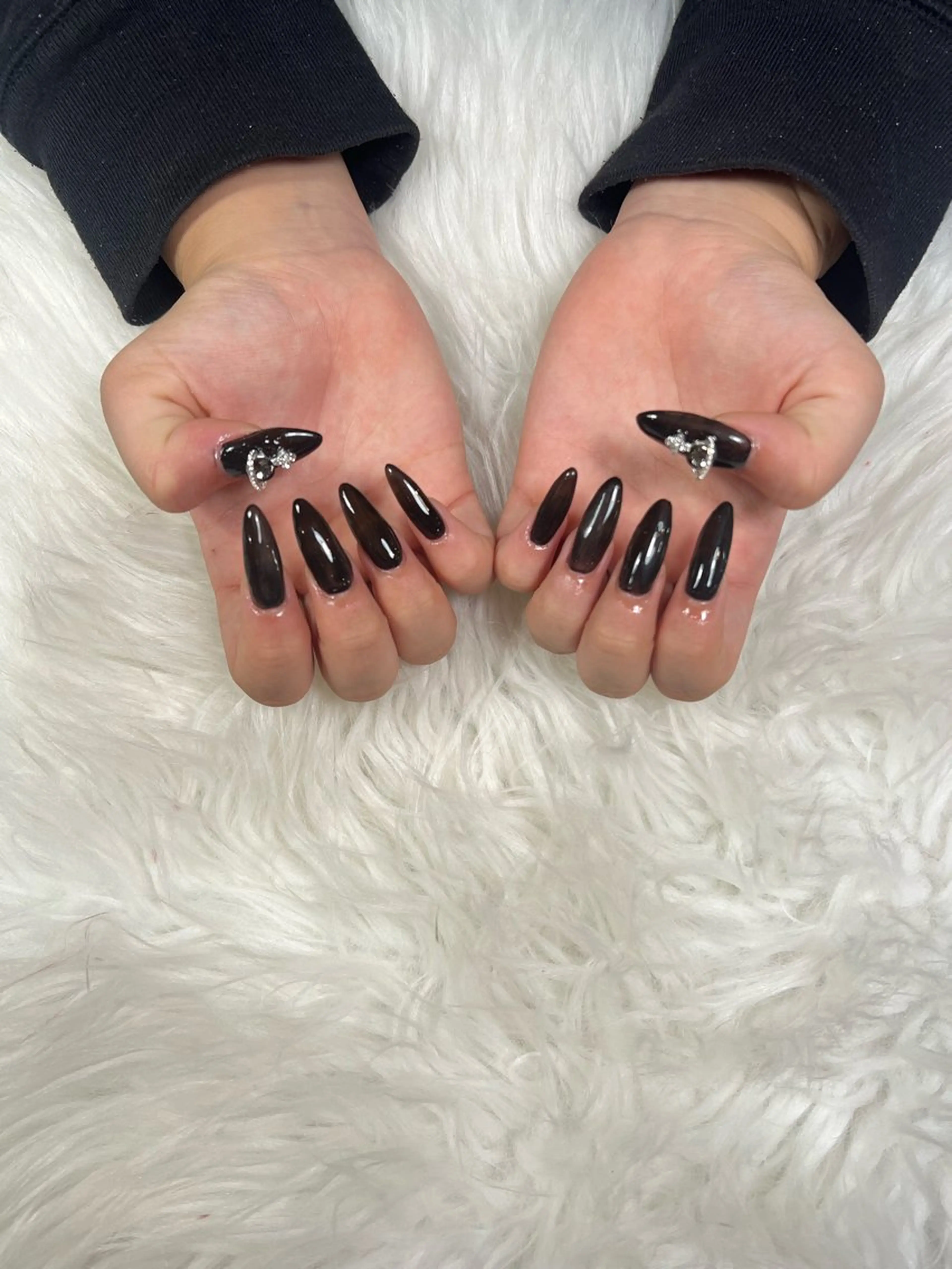 ネイル ハンドネイル 🫧Yuri🫧 年始予約受付中🌟のネイルデザイン