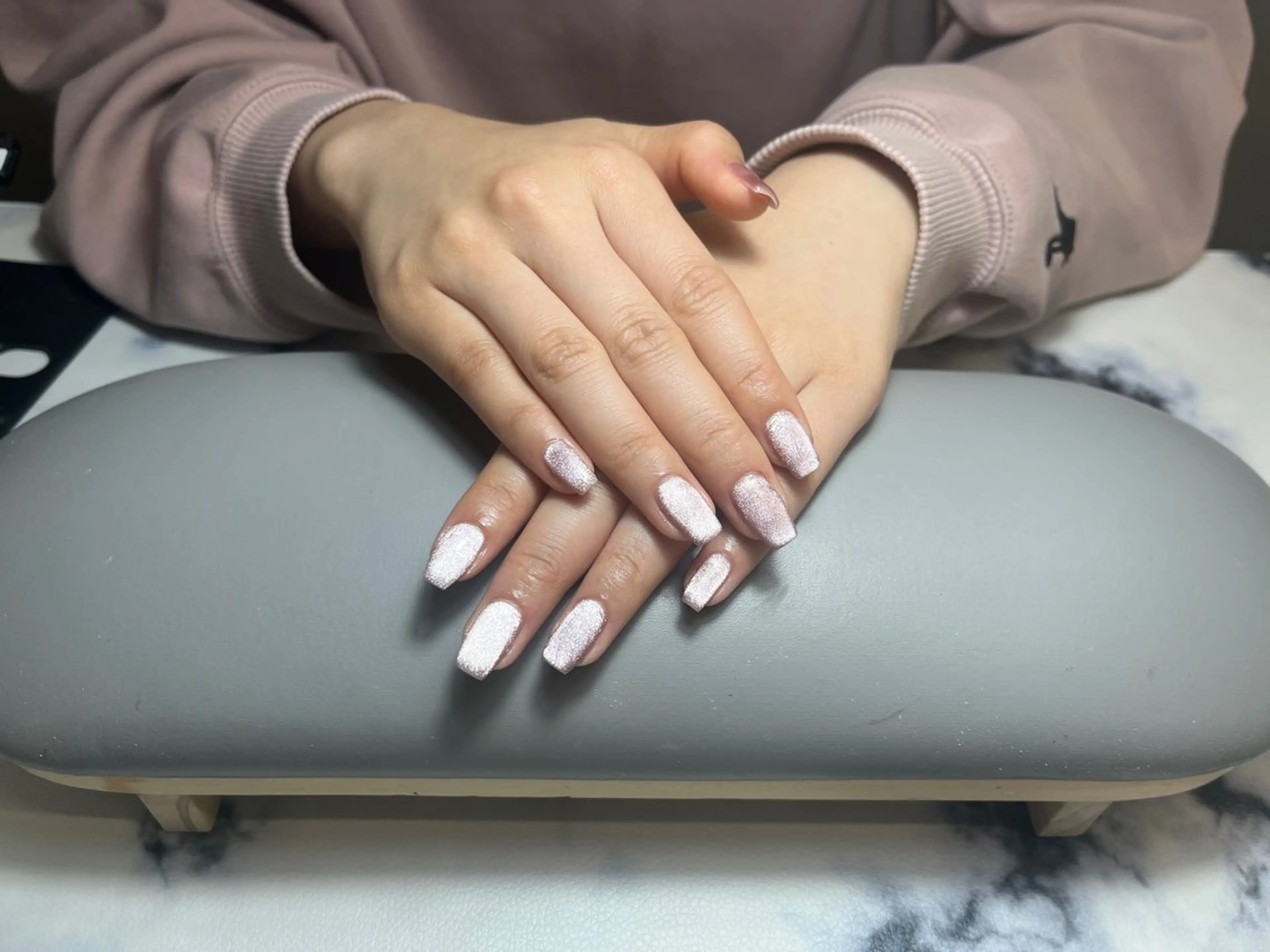 ネイル チークネイル 長さ出し フラッシュネイル フットネイル フレンチネイル Nikoネイルサロン中野店所属・merci リカのネイルデザイン