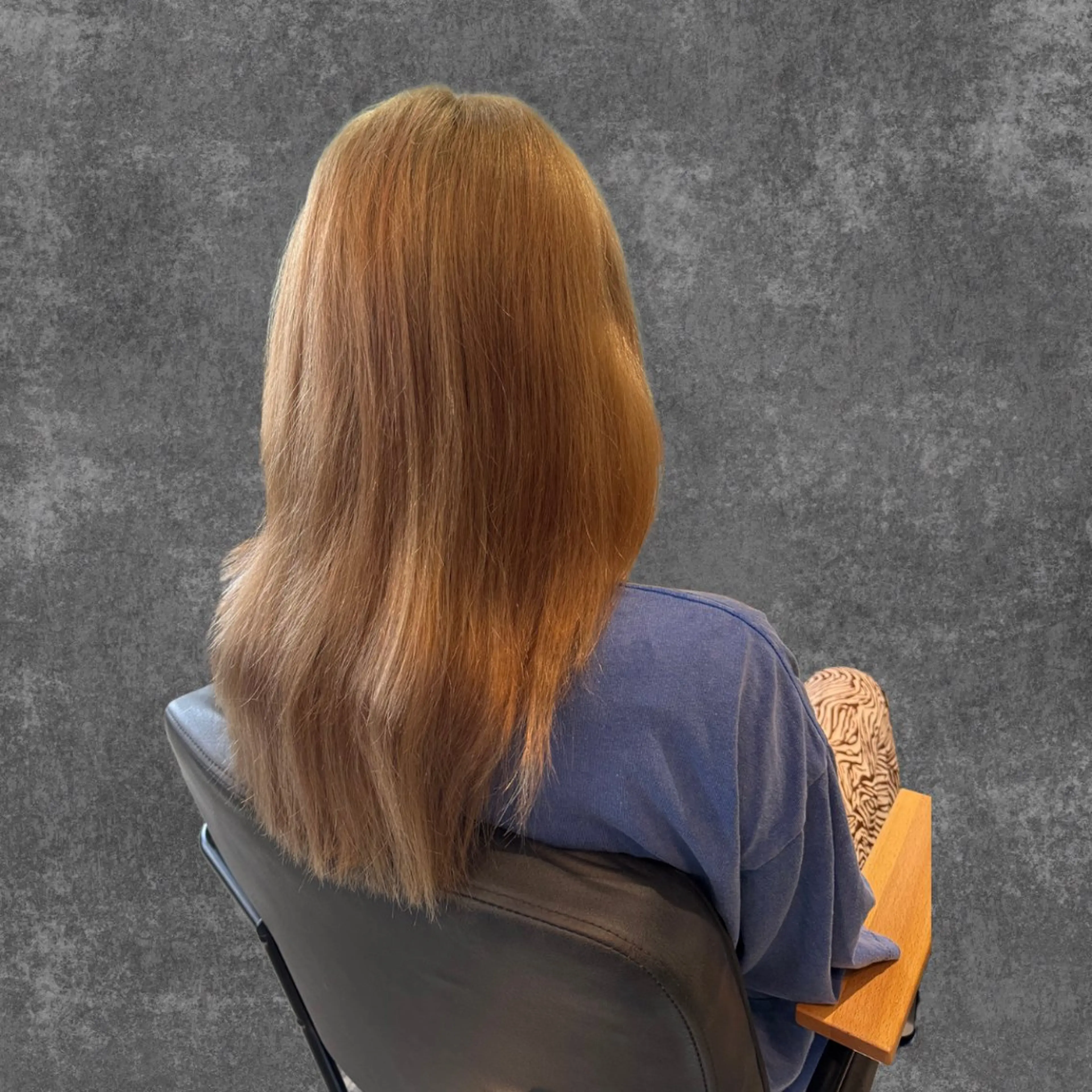 セミロング カラー ベージュカラー シルバー シルバーベージュ ヘアカラー トリートメント 髪質改善/美髪矯正/ ハッシュカット/韓国のヘアスタイル