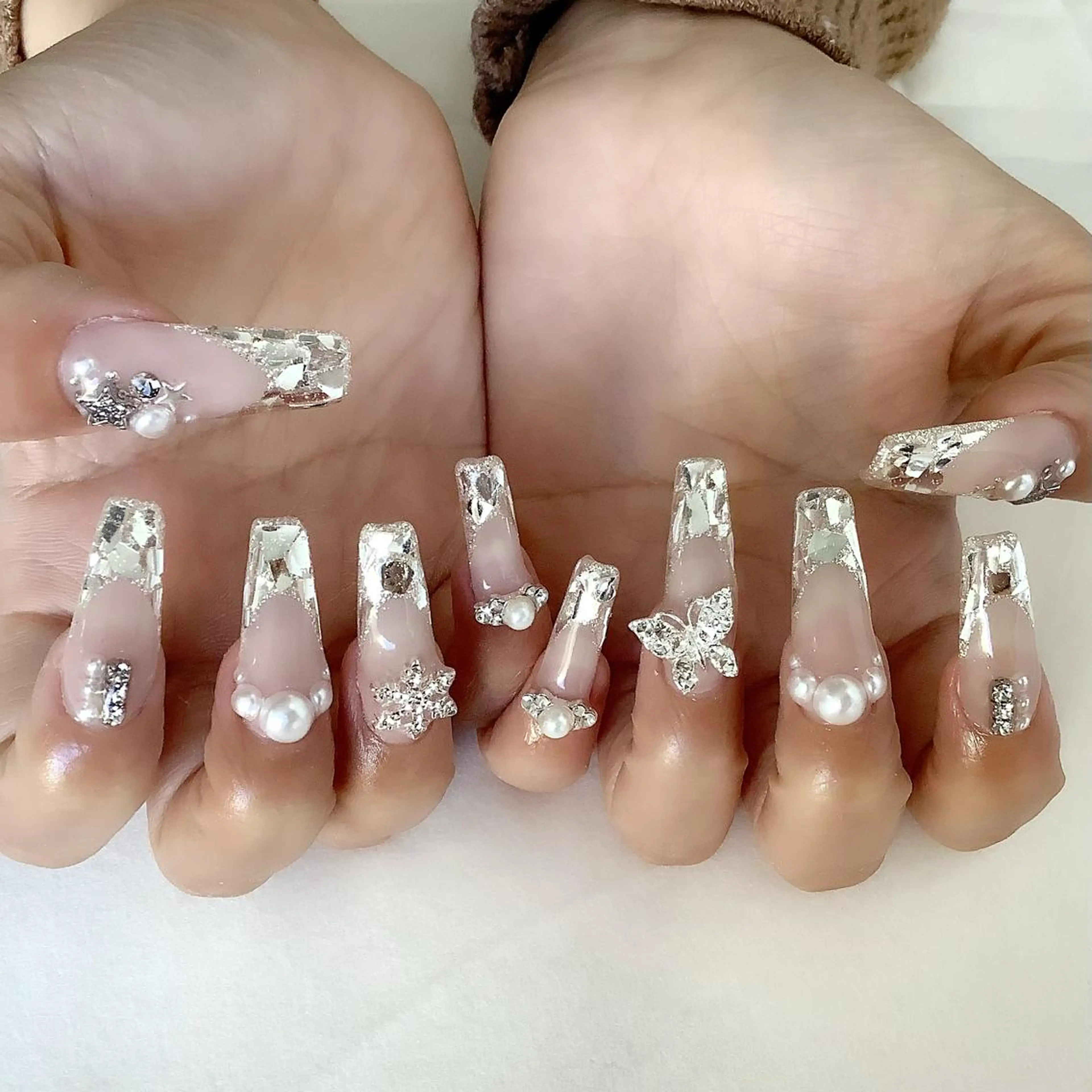 ネイル ハンドネイル 💎🐰 saki. m 🐰💎のネイルデザイン