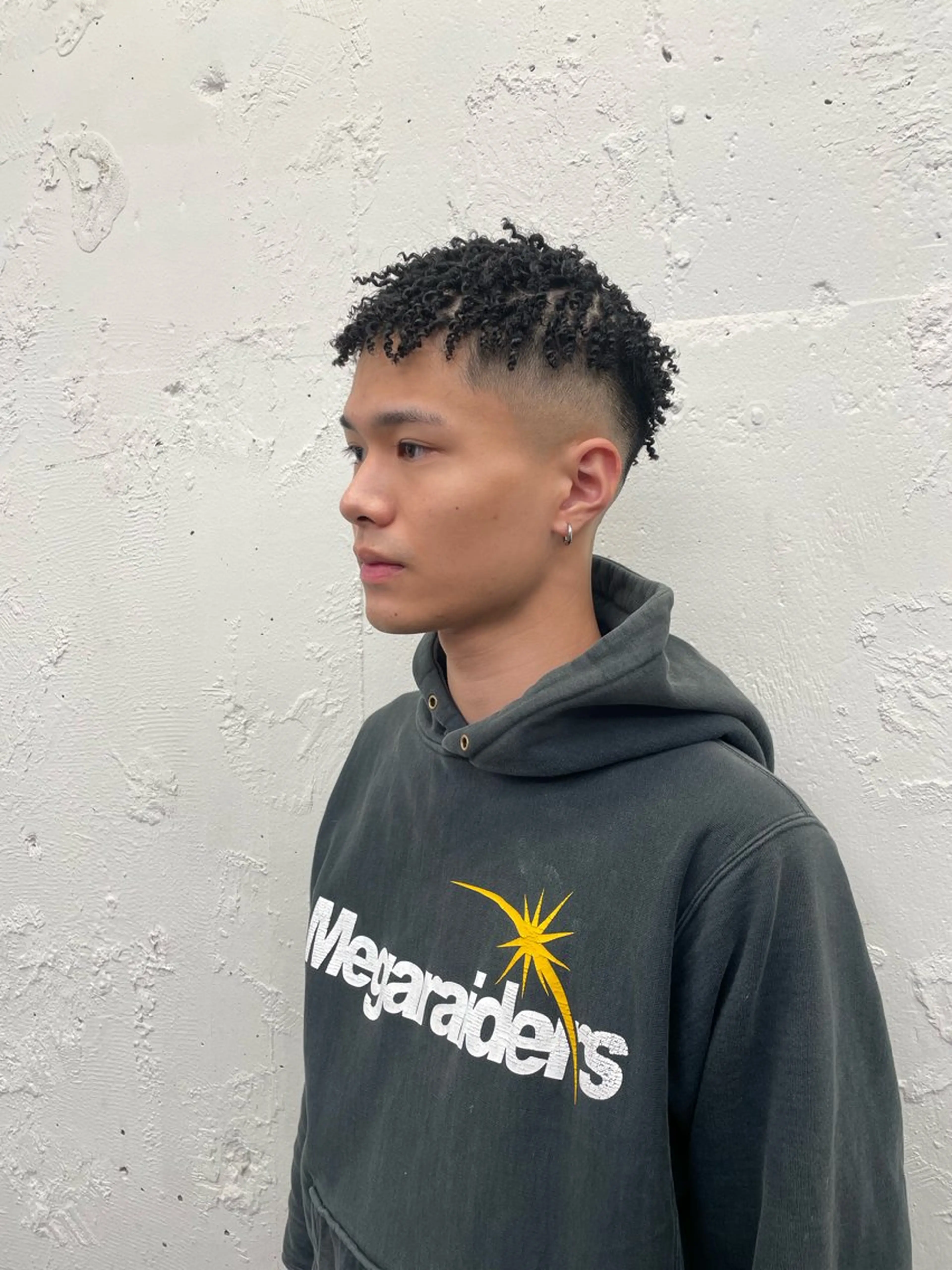 パーマ メンズ メンズパーマ コーンロウ／ブレイズ SYUのヘアスタイル