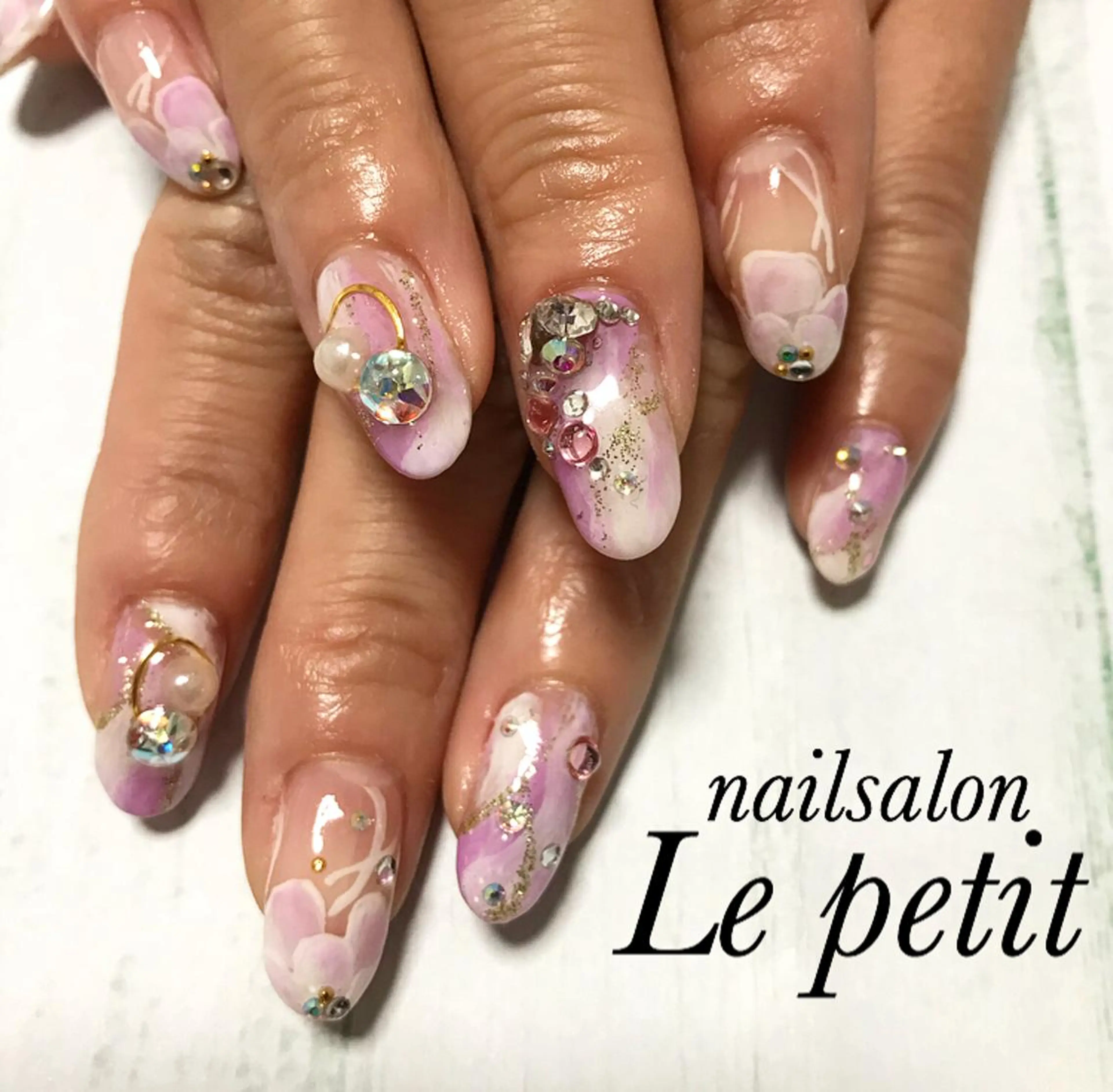 ネイル 石野 広佳のネイルデザイン