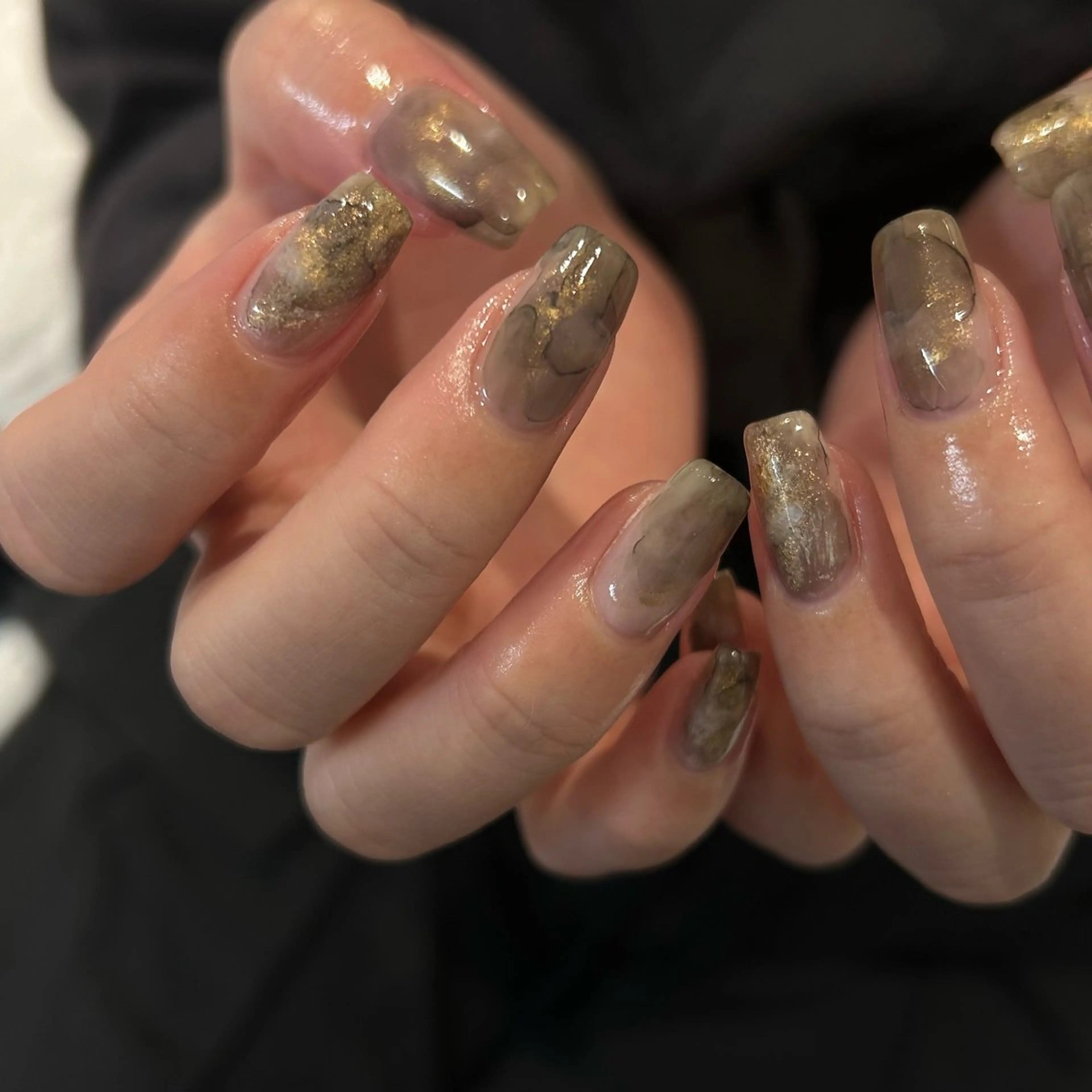 ネイル ハンドネイル NINEnami ニュアンスネイルのネイルデザイン