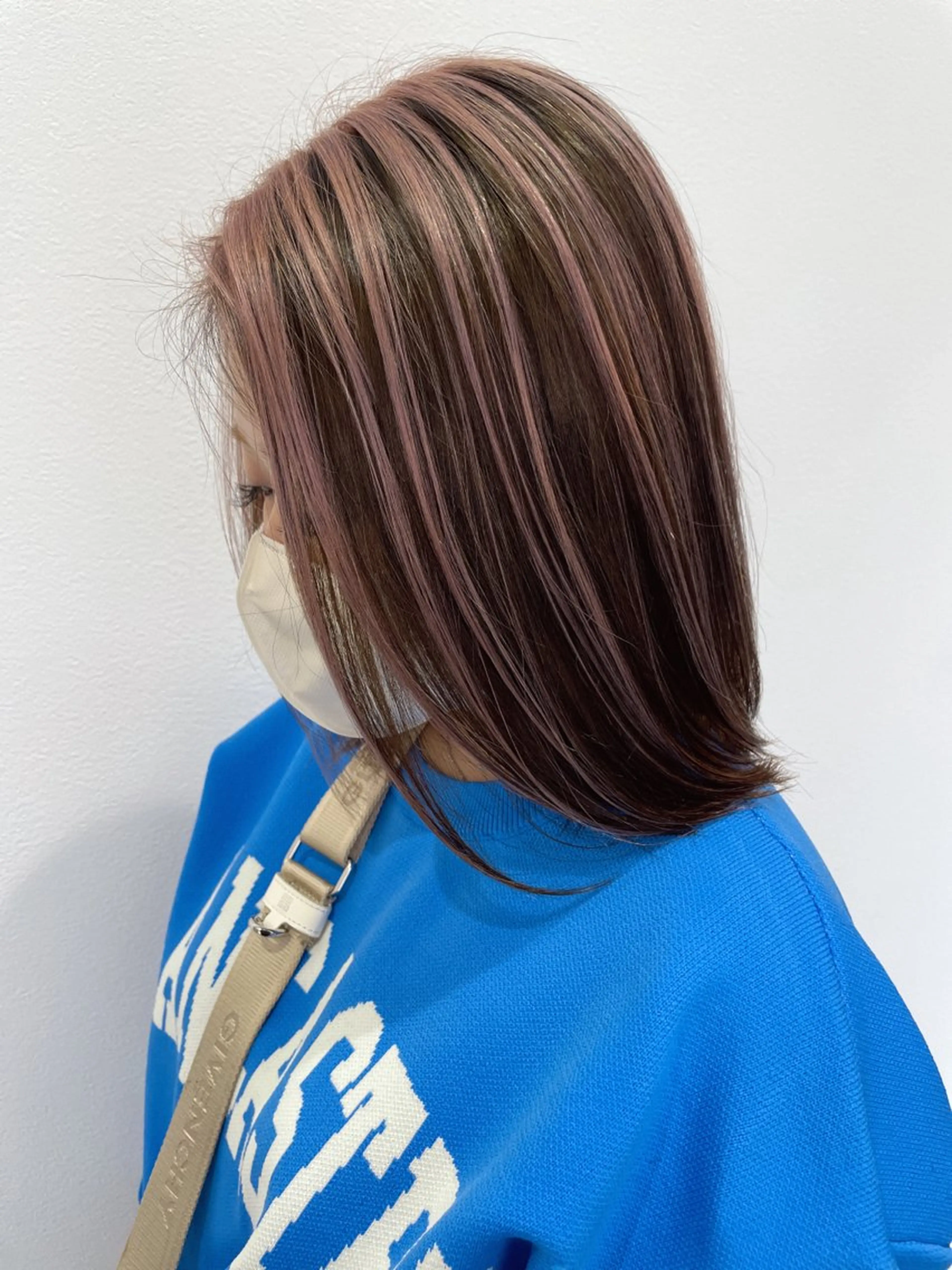 ミディアム JIEN MIUのヘアスタイル