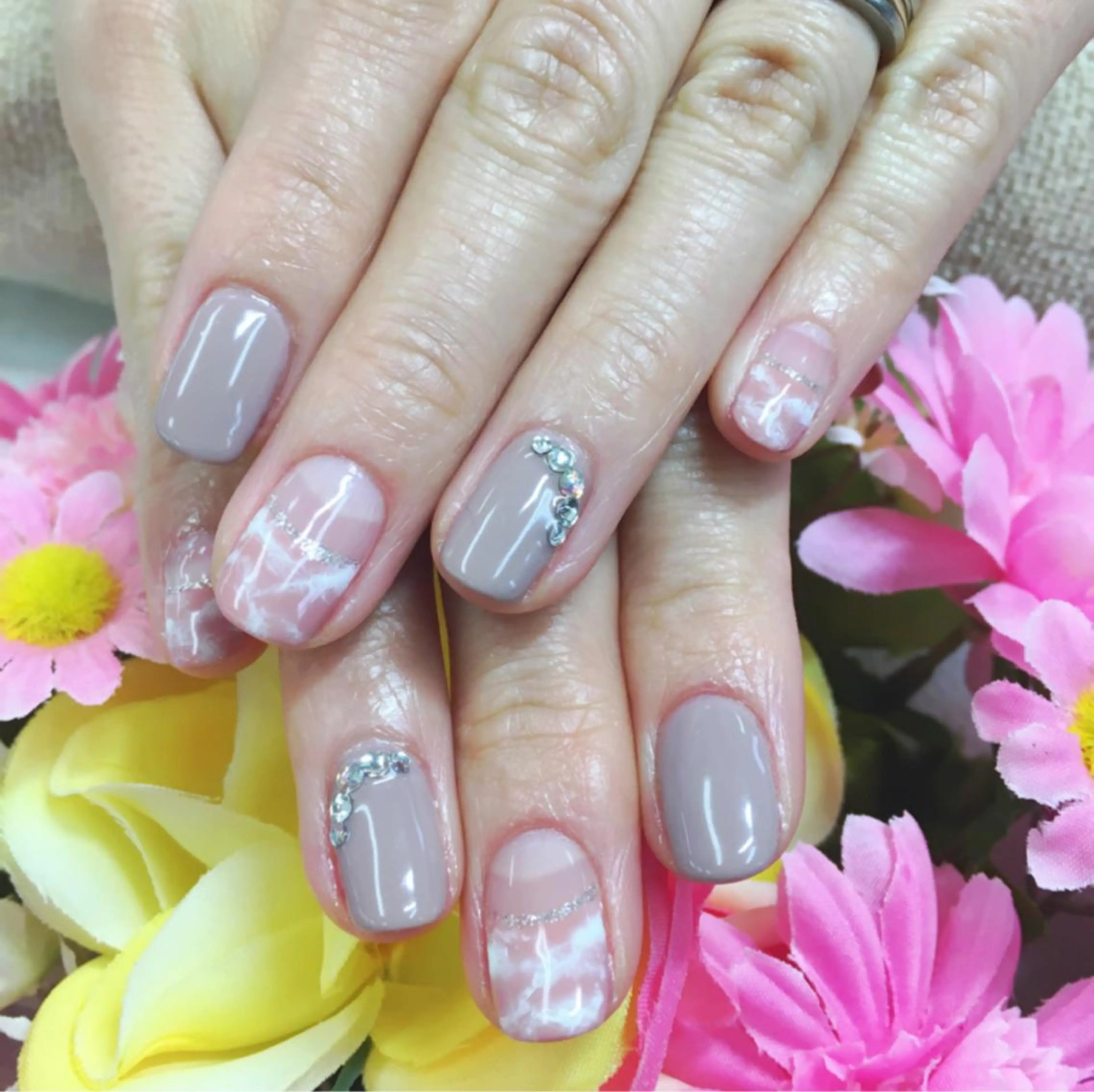 ネイル nail salon＆school felice所属・フェリーチェ瑞江店 新山のネイルデザイン