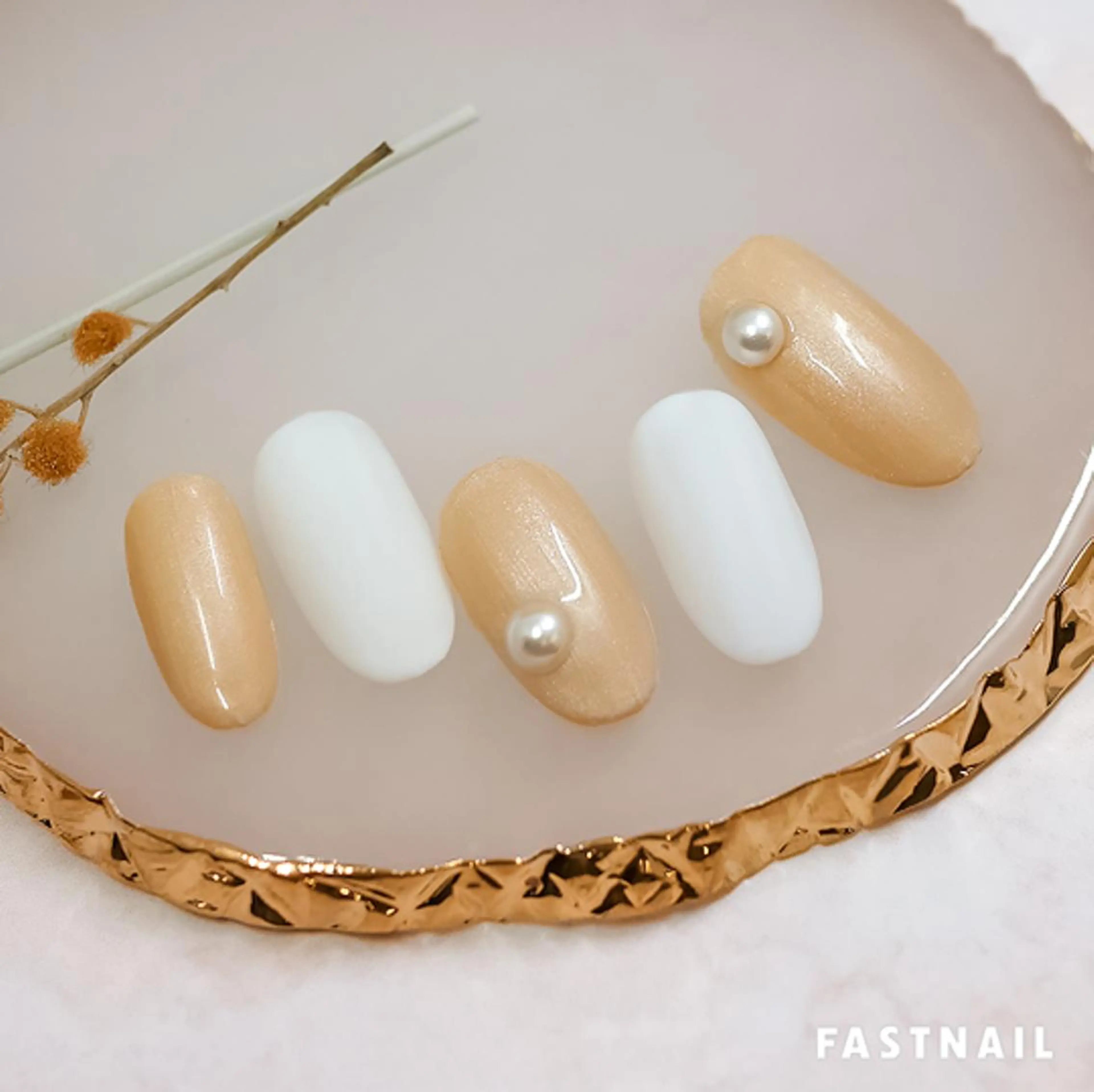 ネイル フットネイル フレンチネイル ジェルネイル ワンカラーネイル パラジェル ファストネイル ロコ 春日のネイルデザイン