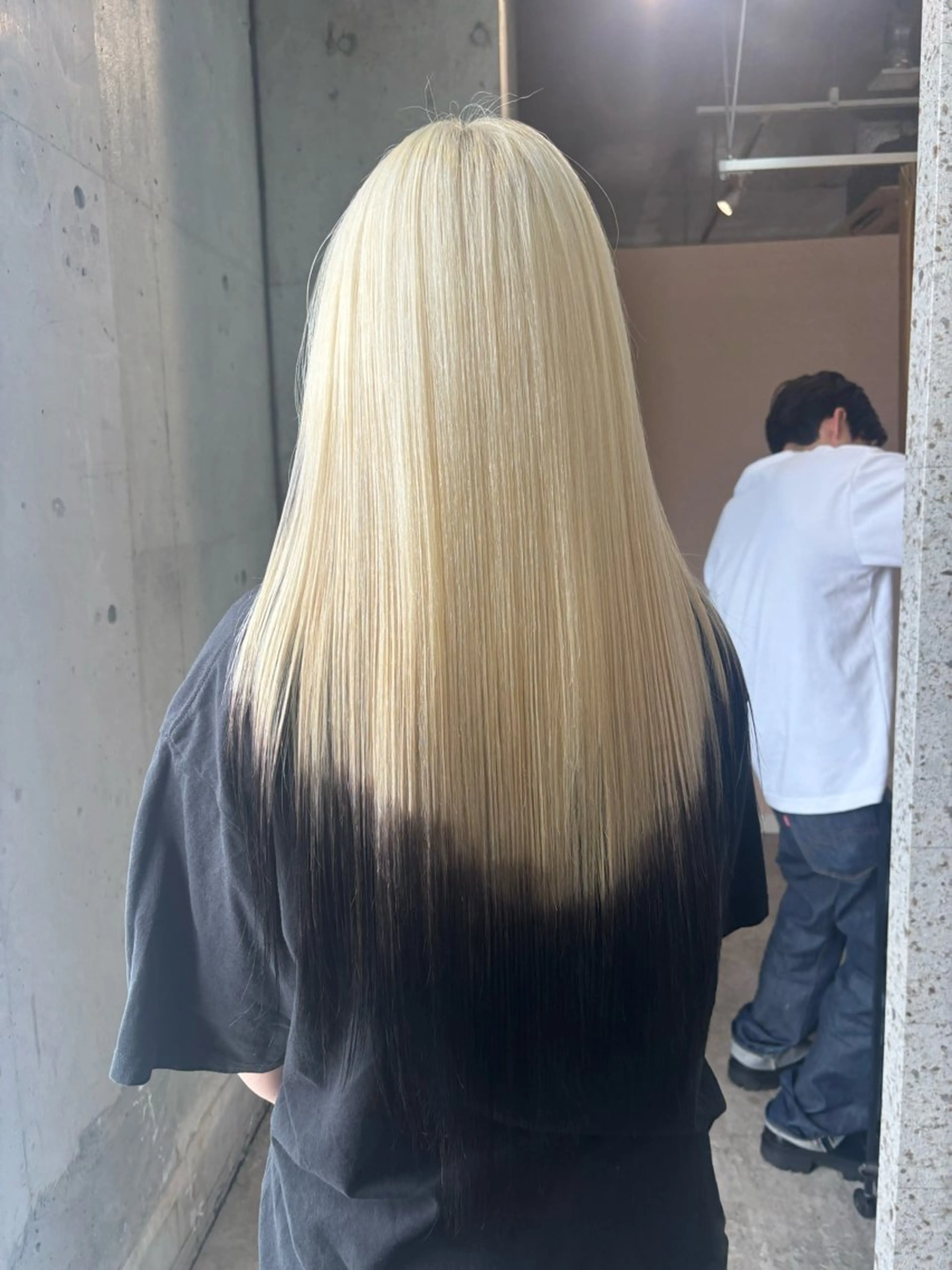 ロング カラー 黒髪 ブロンド ヘアカラー lani hair salon所属・SHOTO ハイトー ン/デザインカラーのヘアスタイル