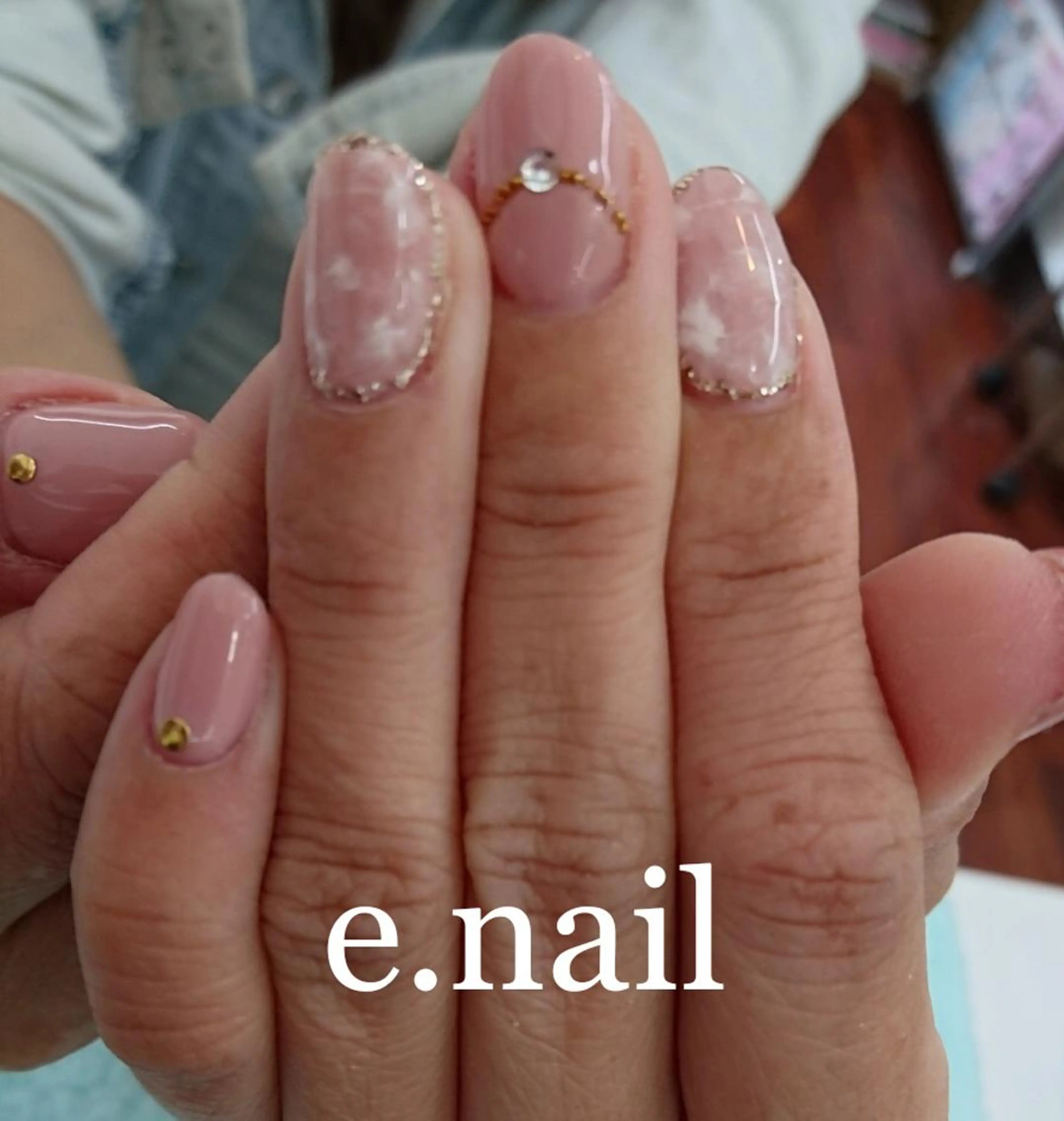e.nail所属・和賀井 恵理のネイルデザイン