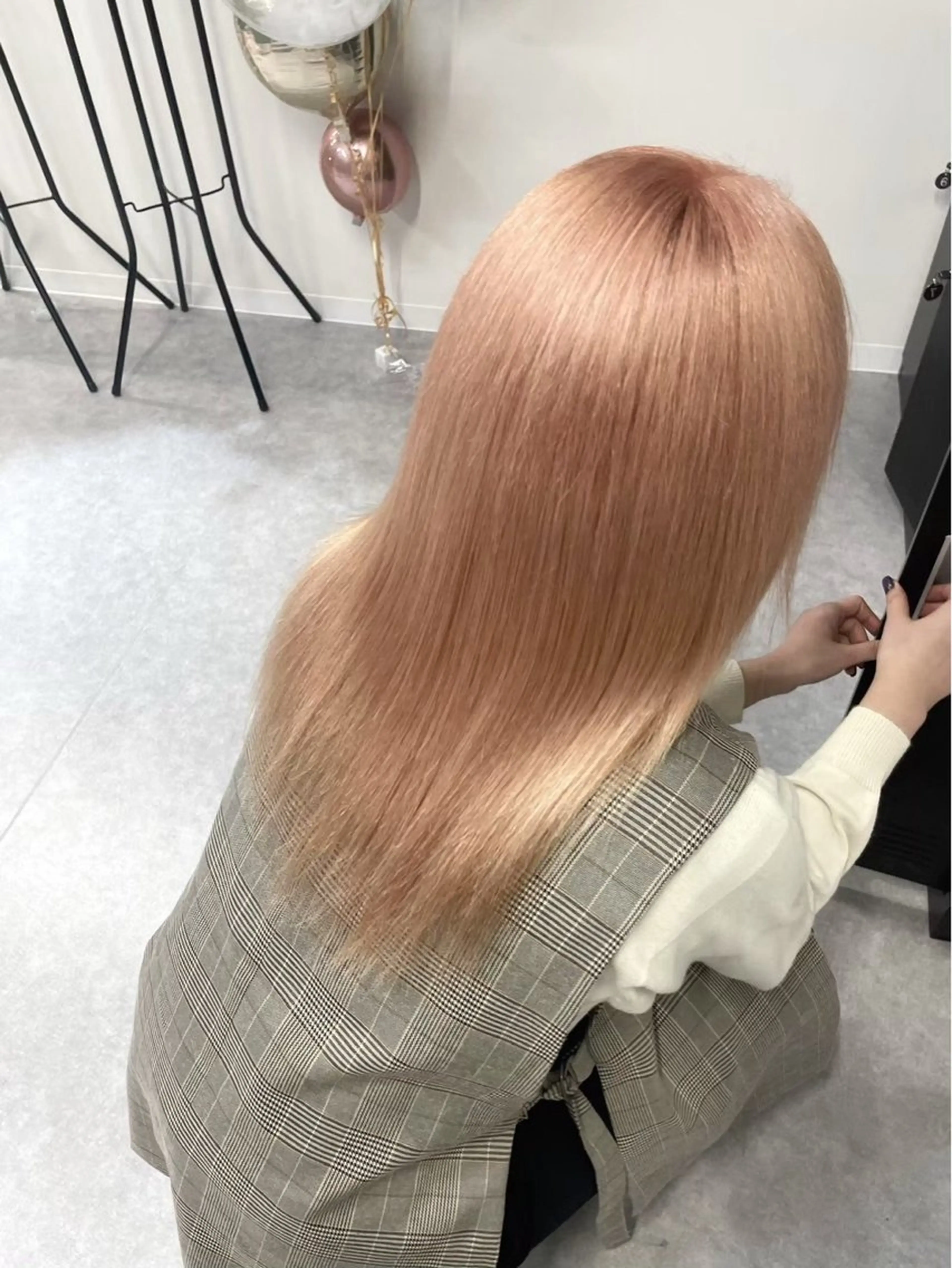 ミディアム カラー ベージュカラー ブロンド ダブルカラー ハイトーンカラー ピンクカラー ヘアカラー トリートメント PELEshibuya所属・カットモデル様無料 💎saaya💎のヘアスタイル