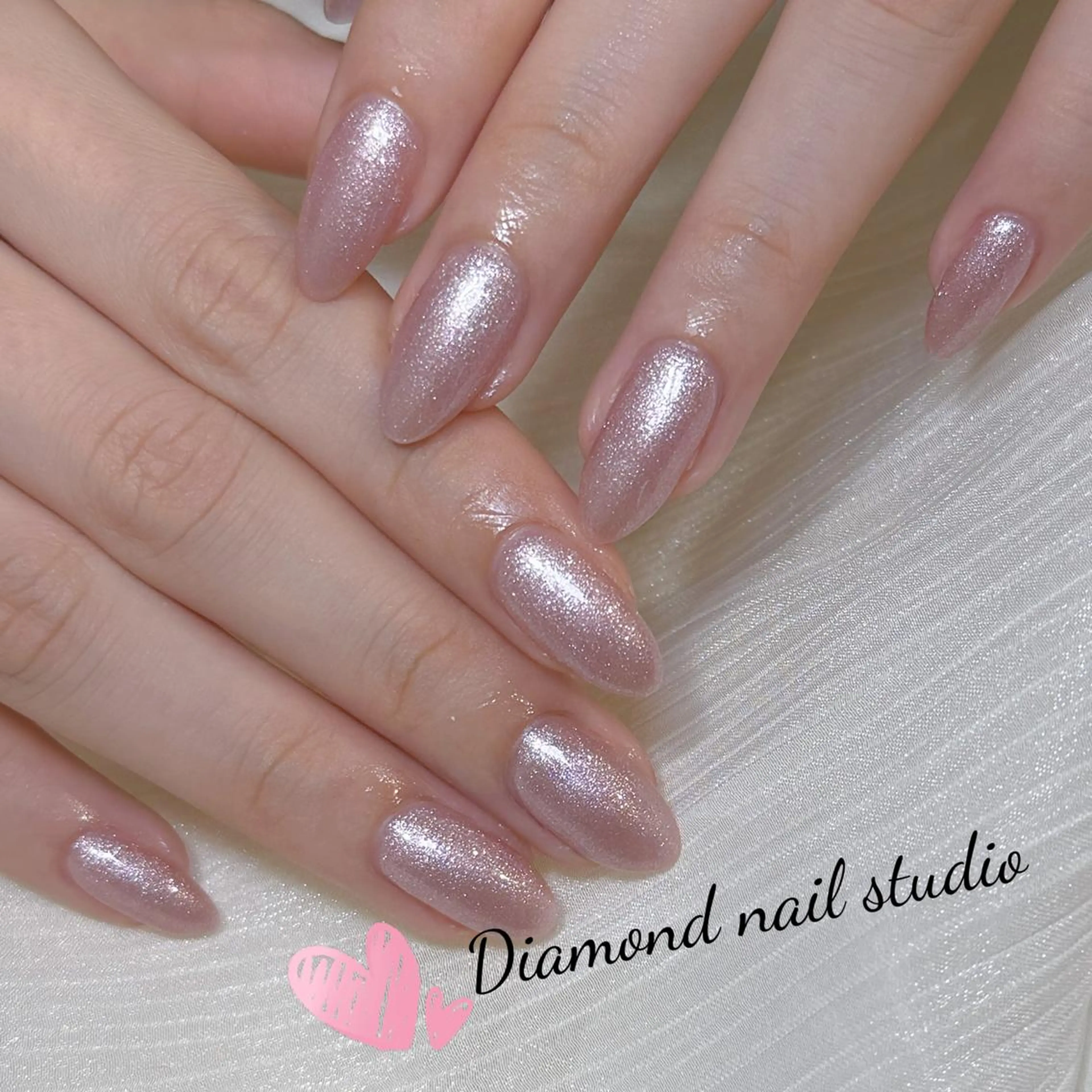 ネイル アートネイル オーロラネイル ガーリー キラキラネイル マグネットネイル ハンドネイル DIAMOND 💅のネイルデザイン