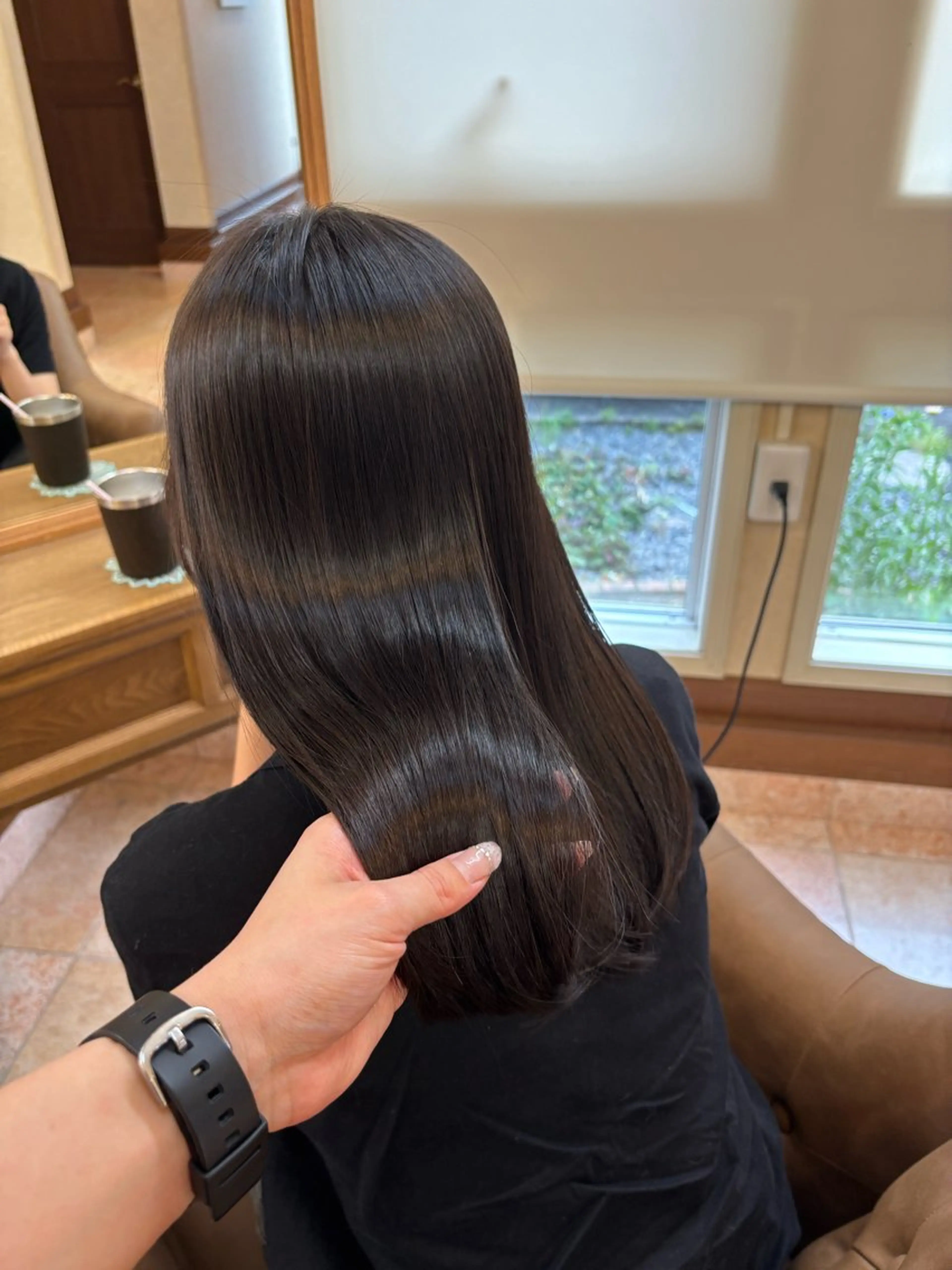 髪質改善縮毛矯正　¥6000の写真