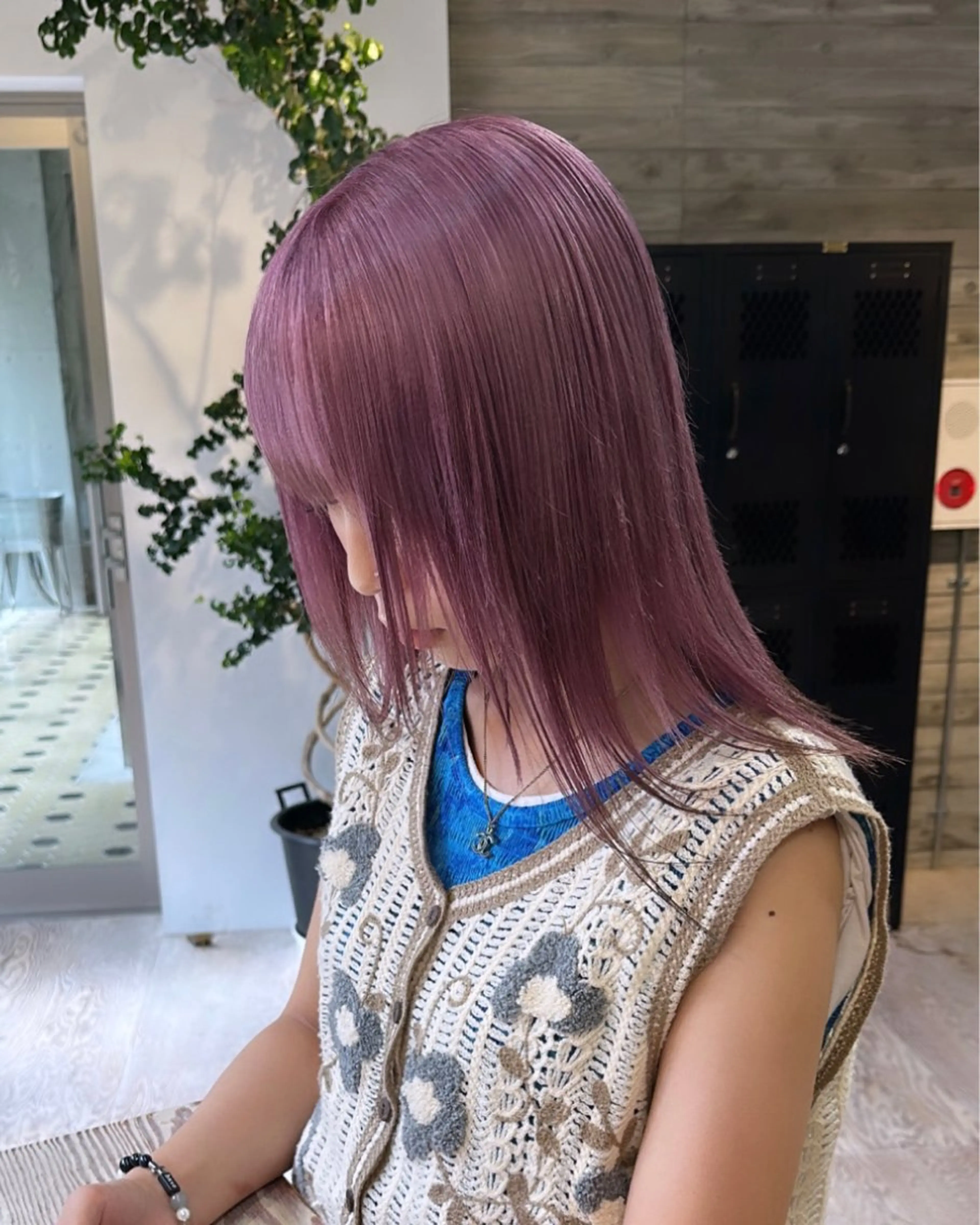 セミロング カラー ヘアアレンジ メンズ 抜きっぱなしブロンド ササキカズマのヘアスタイル