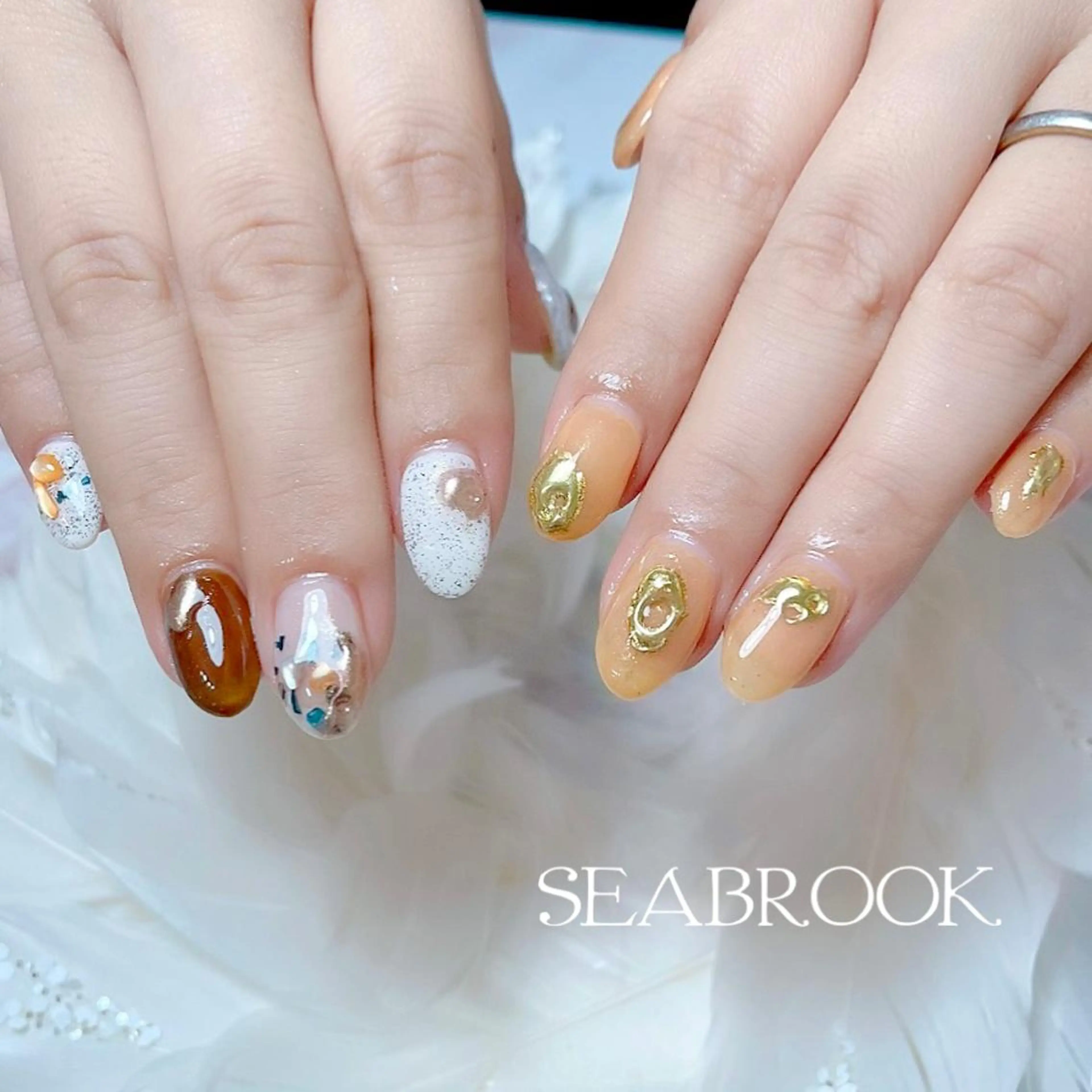 ネイル 鈴木 奈穂子のネイルデザイン