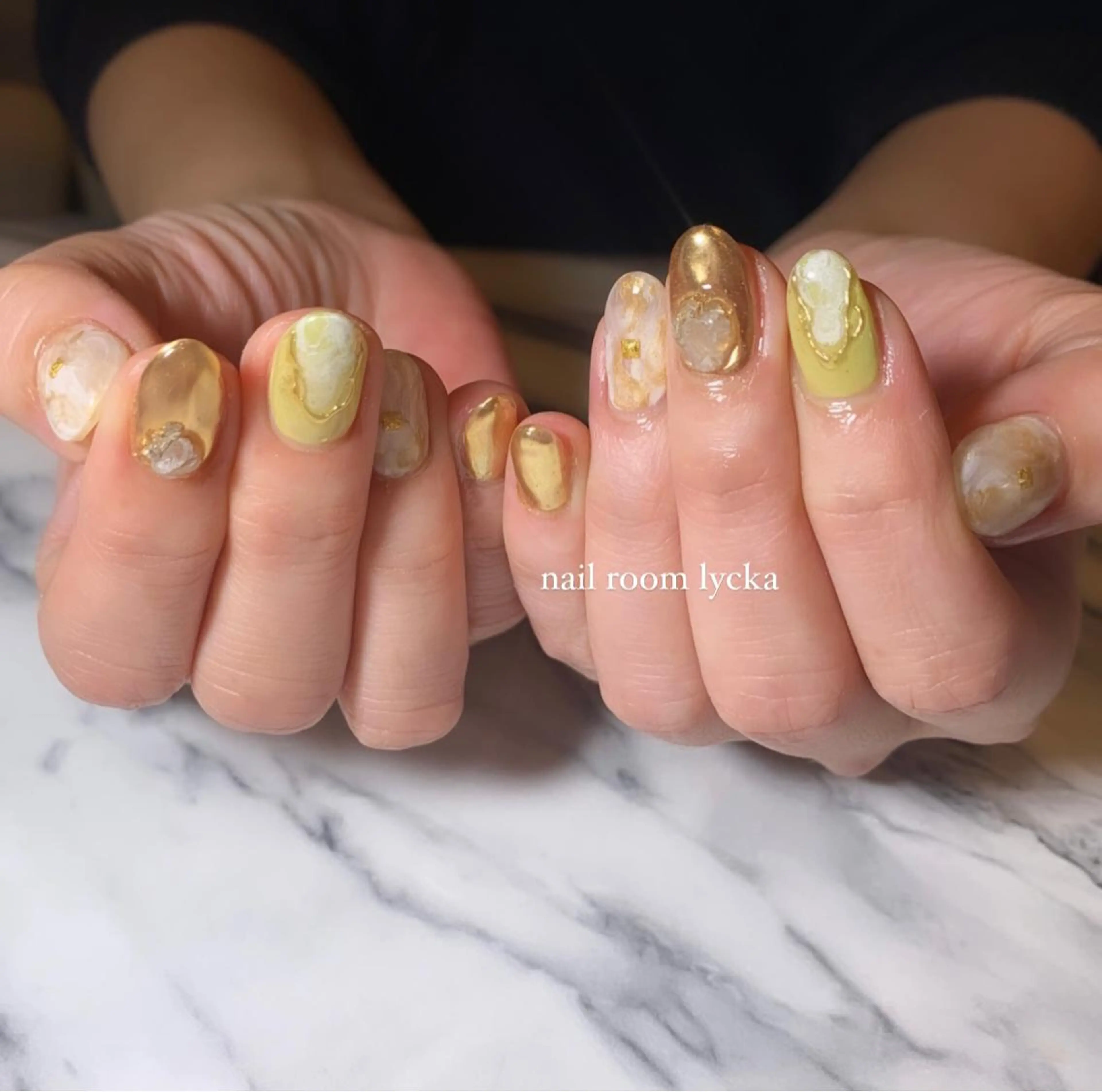 ネイル ﾈｲﾙﾙｰﾑﾘｯｶ 𝐦𝐚𝐲𝐮のネイルデザイン