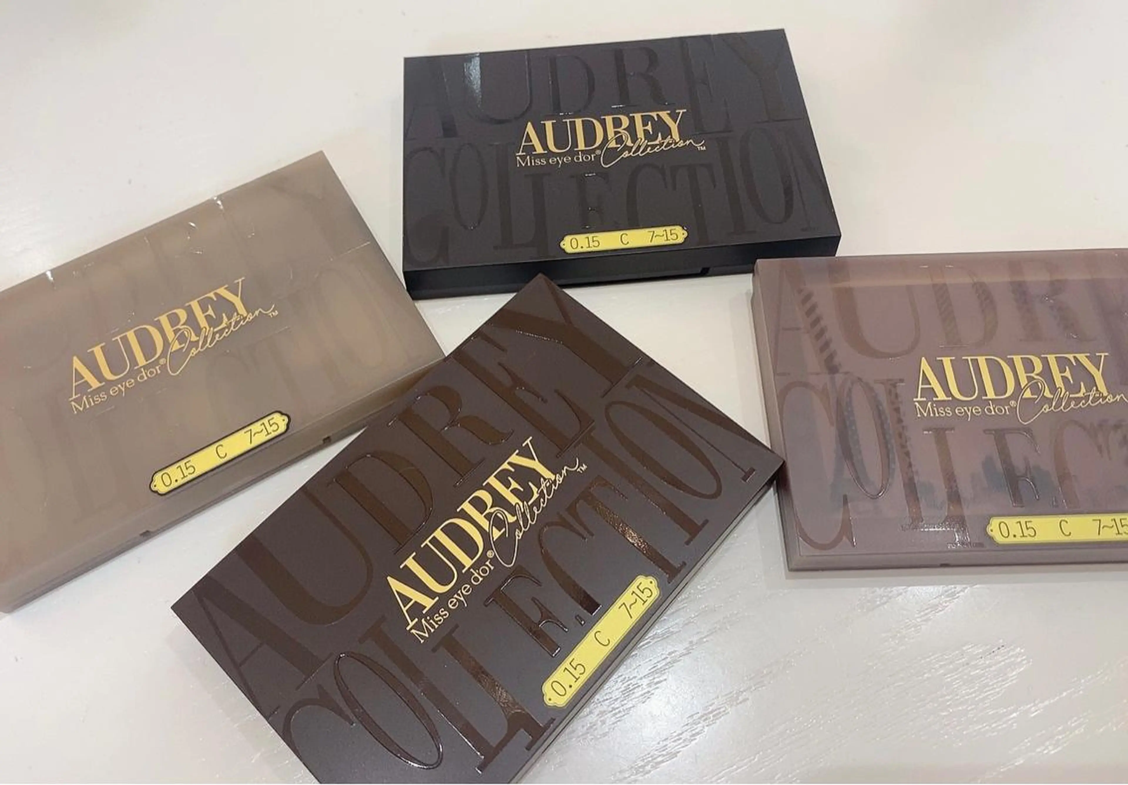 マツエク・マツパ カラーマツエク フラットラッシュ viviAiles ♡⃛ Ruiのマツエク・マツパデザイン