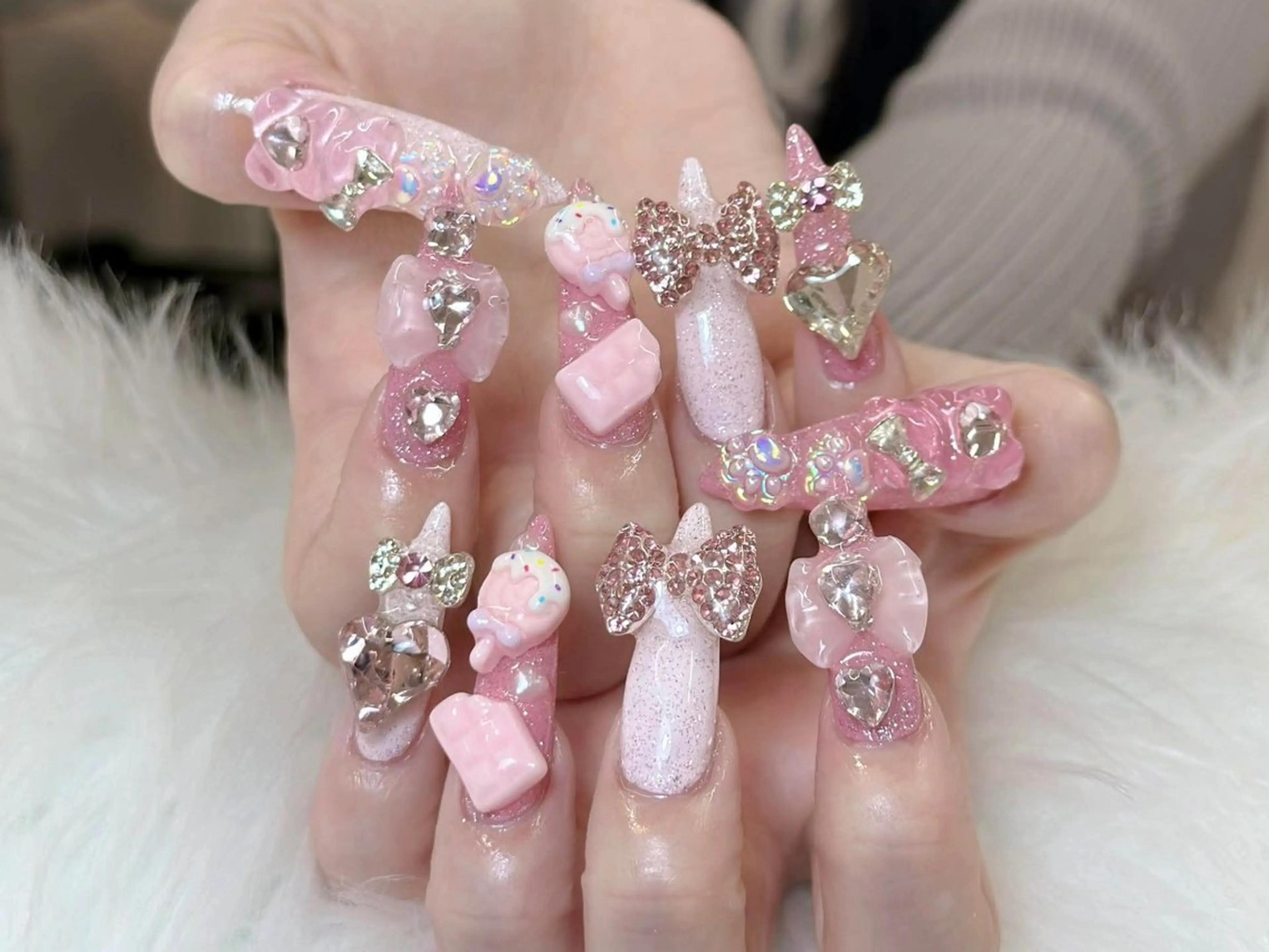 ネイル チークネイル フレンチネイル グラデーション マグネットネイル ミラーネイル ハンドネイル VP nail 新大久保所属・sorako nailのネイルデザイン