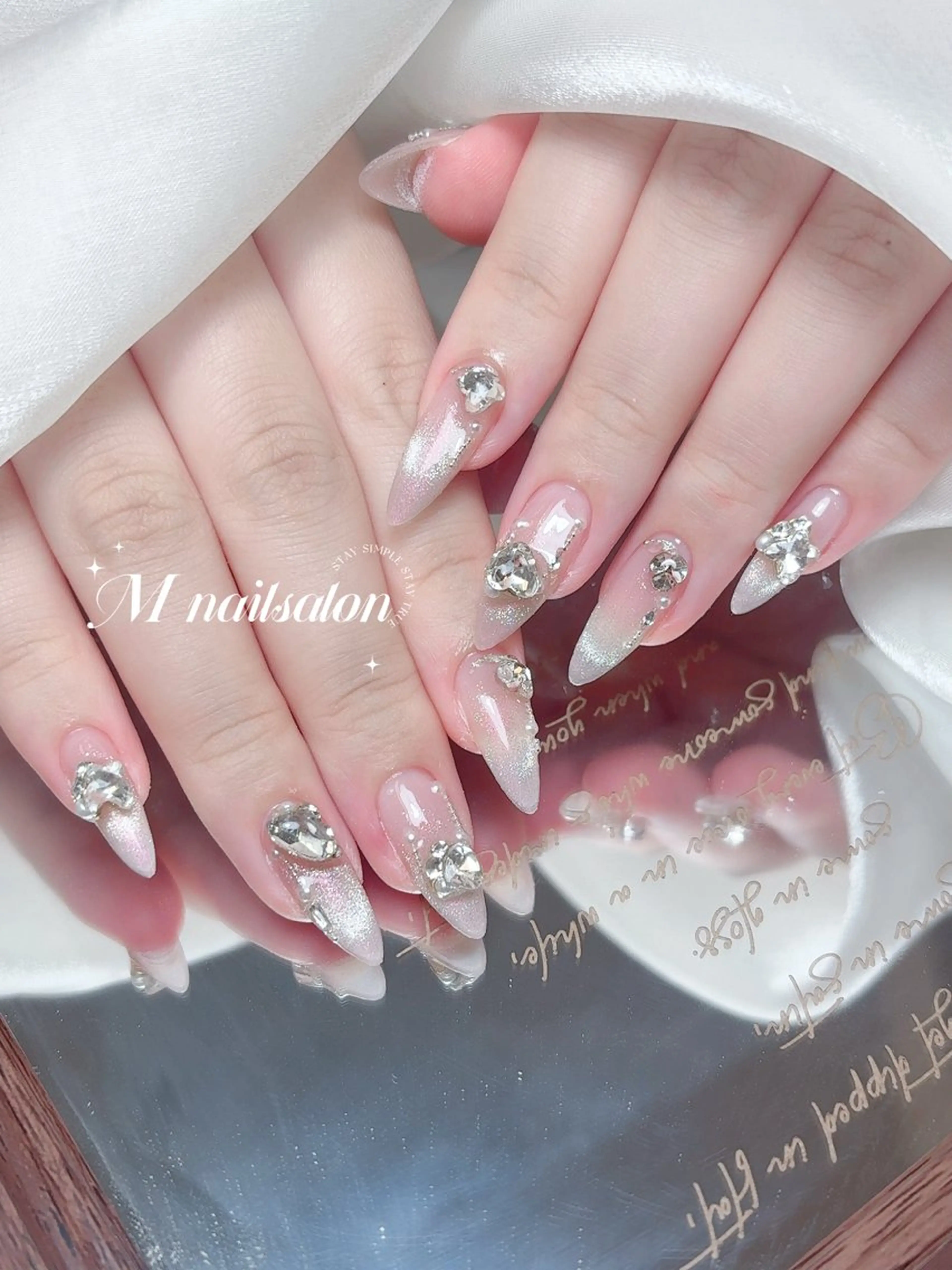 ネイル ハンドネイル M🌷nail 長さだし専門店のネイルデザイン