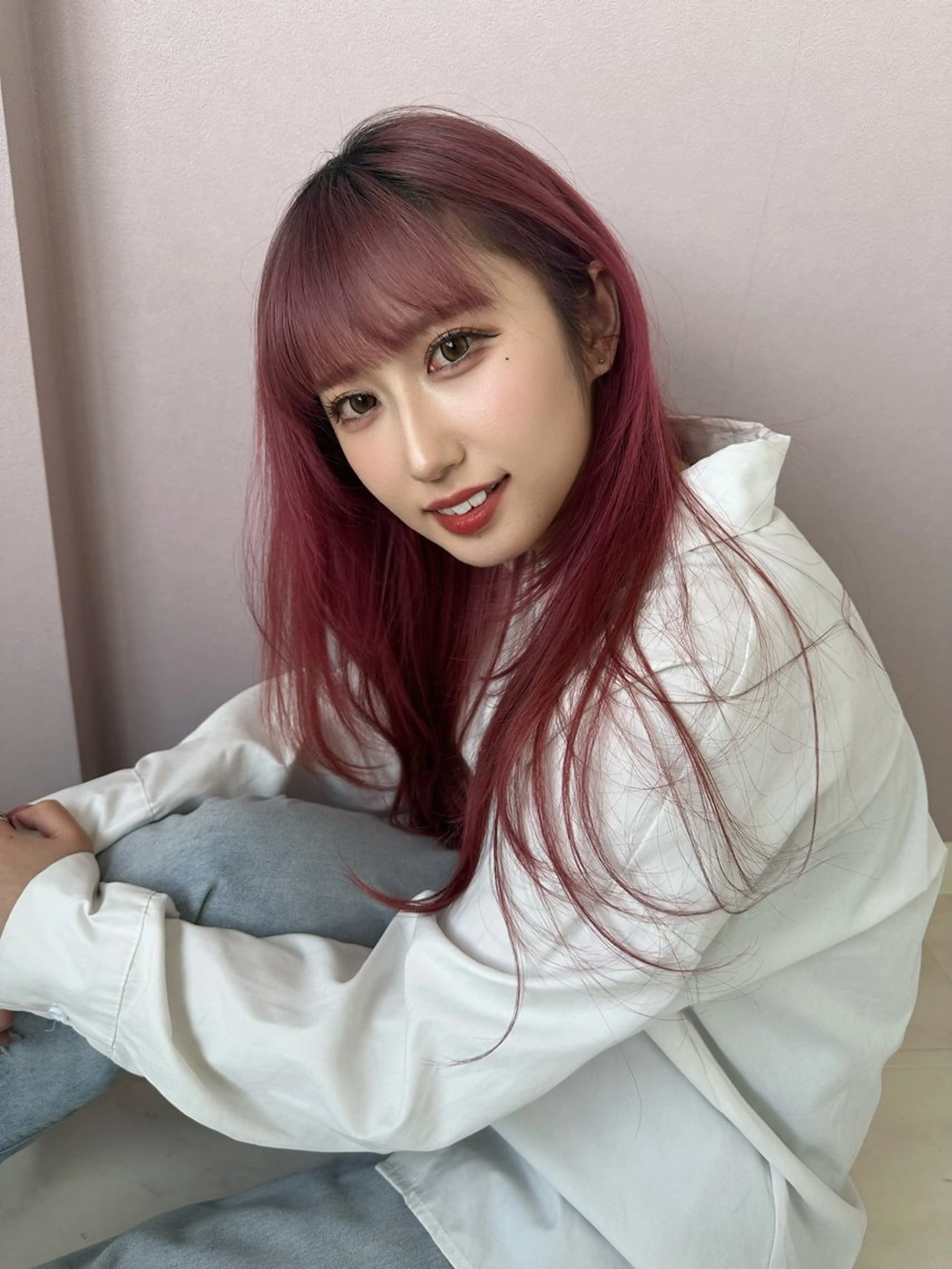 ロング カラー パーマ ヘアアレンジ ロングレイヤー ブリーチ カシス レッドカラー レイヤーカット カット ヘアカラー トリートメント VIVIE【ヴィヴィ】所属・髪質改善/韓国風 レイヤー/田村祐樹のヘアスタイル