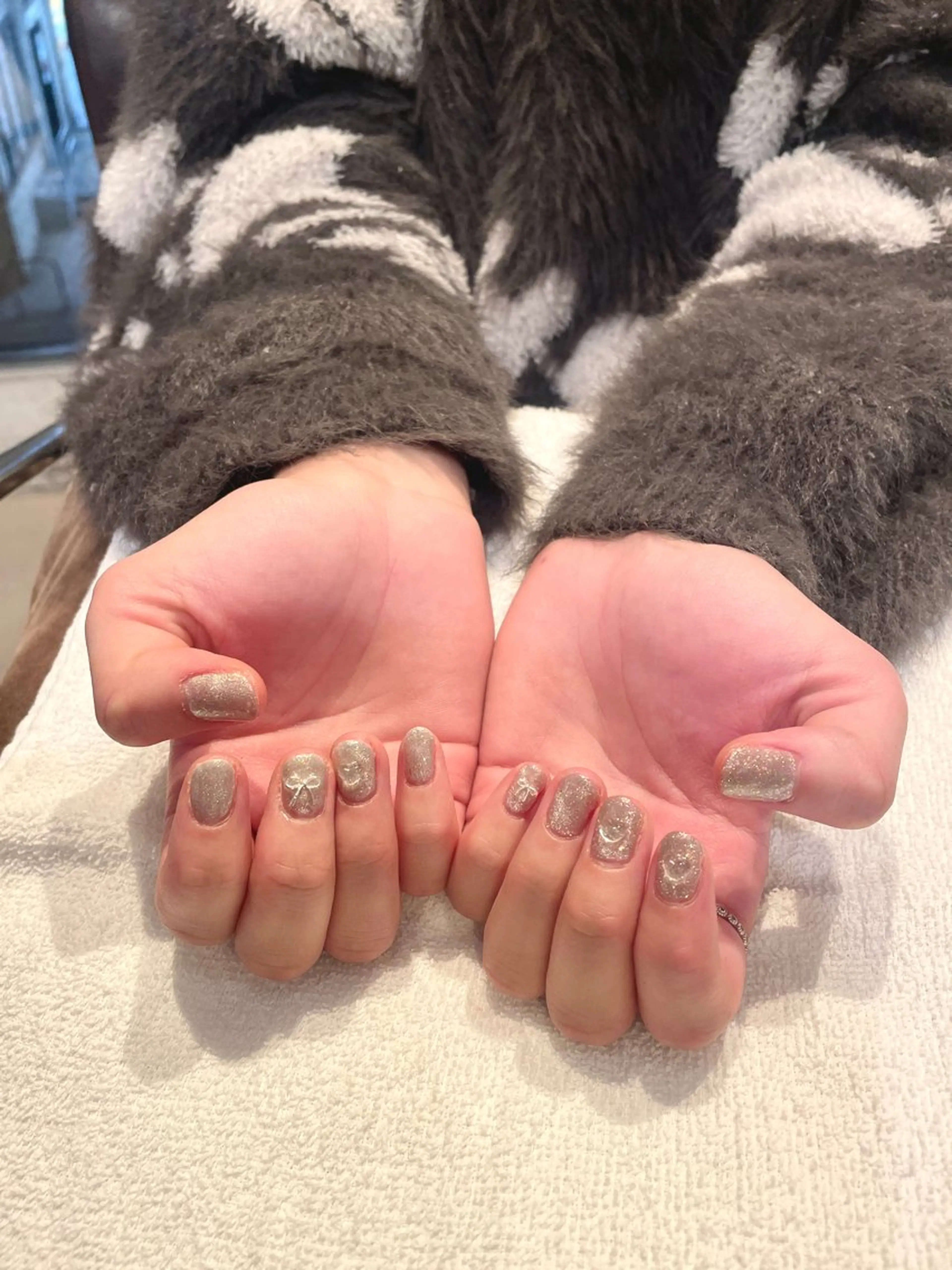 ネイル クリアネイル マグネットネイル シルバー ハンドネイル Of  hair宮崎台店所属・菊池 菜月のヘアスタイル