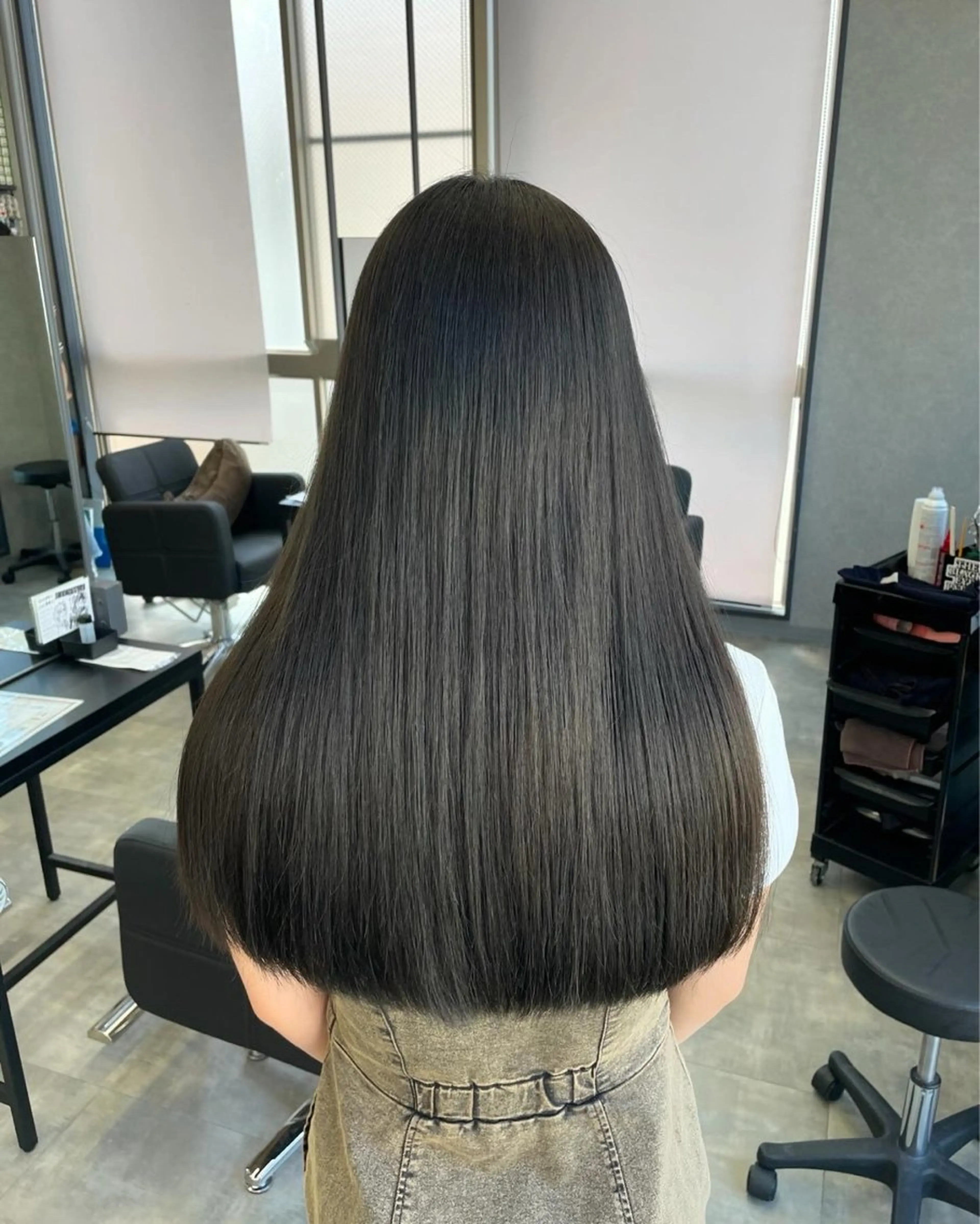 ロング カラー CIEN gold所属・鈴木 朱音のヘアスタイル