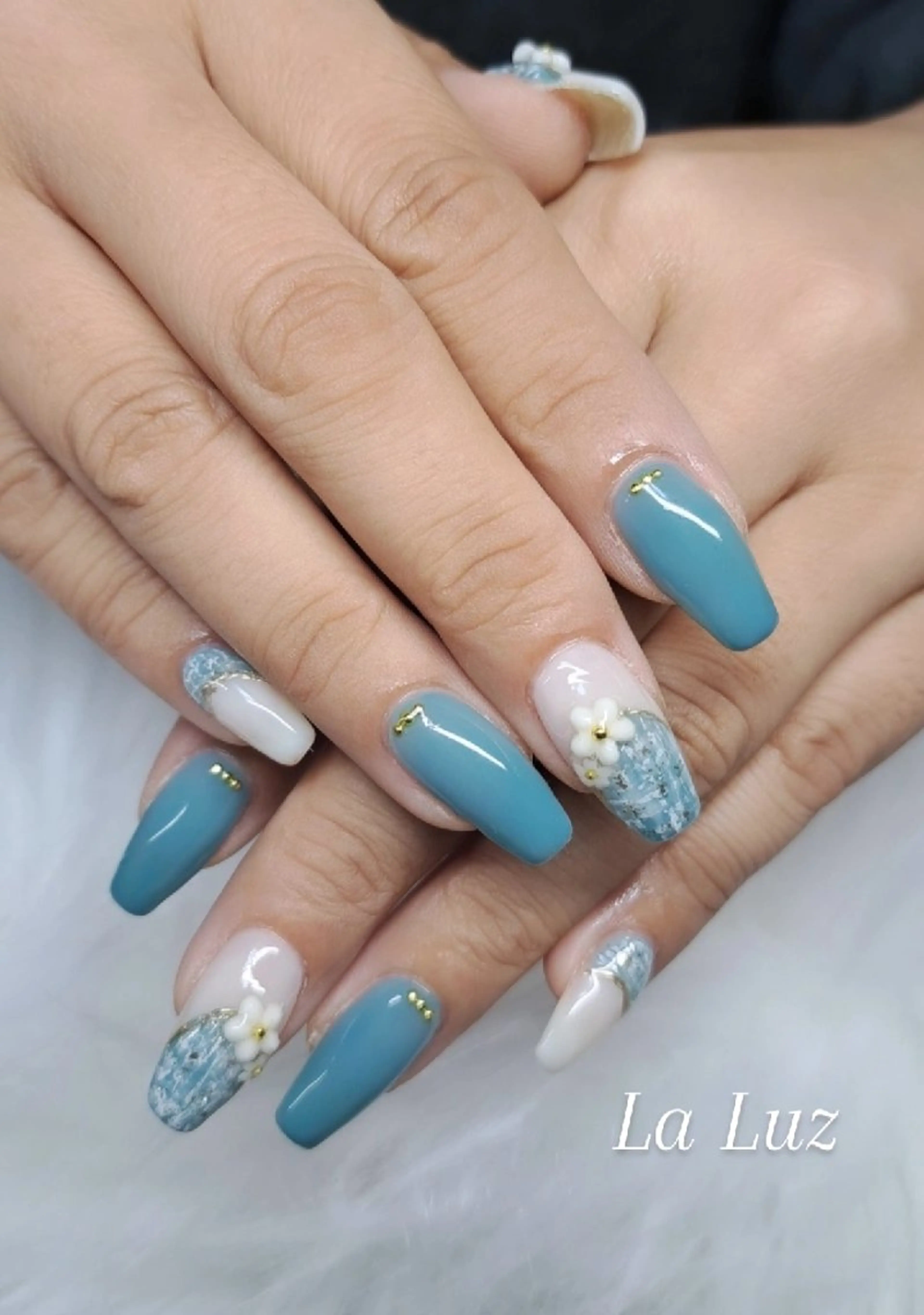 ネイル ハンドネイル 小川 真里奈のネイルデザイン