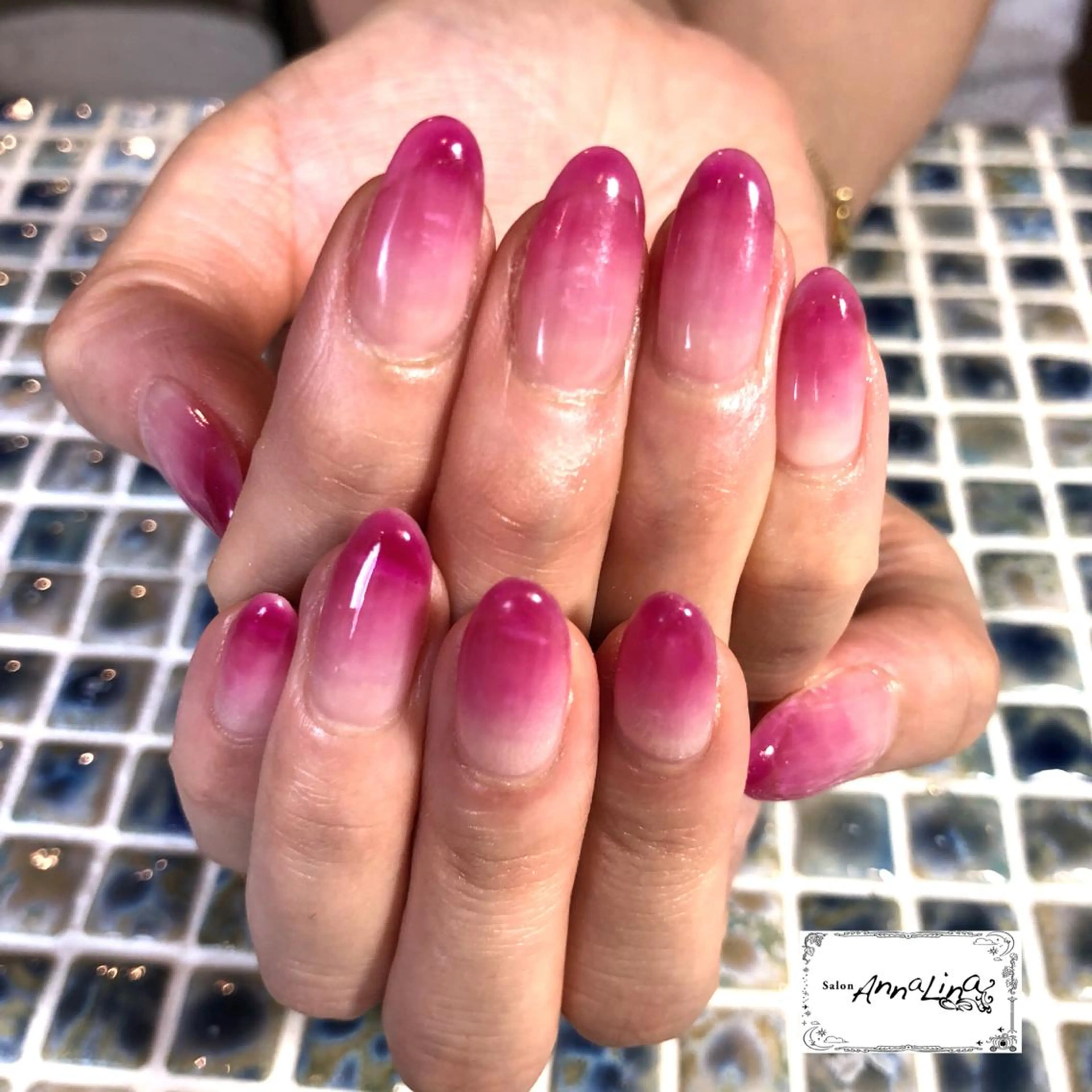 ネイル クリアネイル グラデーション アトリエ UNICOのネイルデザイン