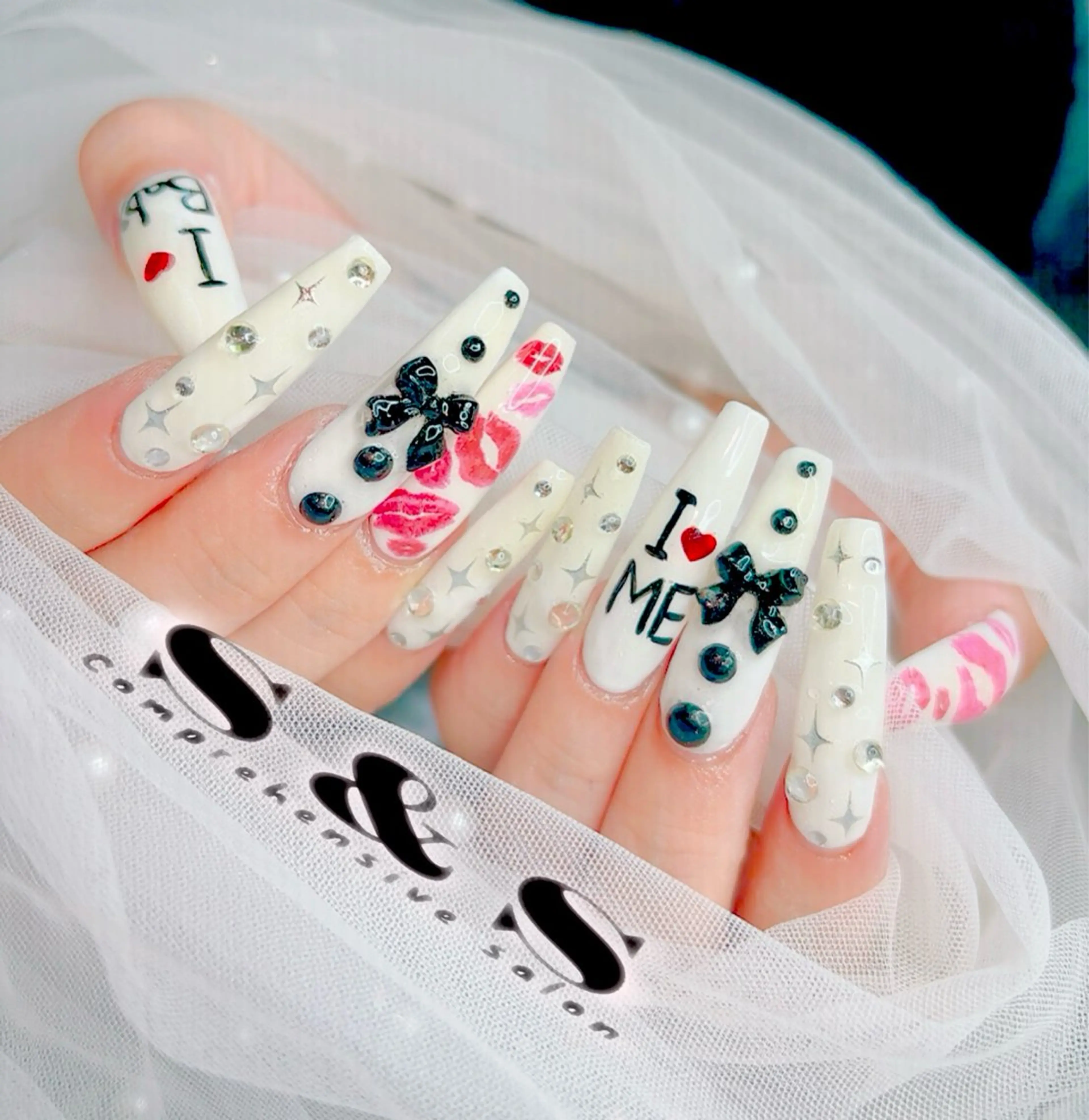 ネイル 長さ出し メンズネイル 持ち込み 夏ネイル ワンホンネイル S&S 村田小百合のネイルデザイン