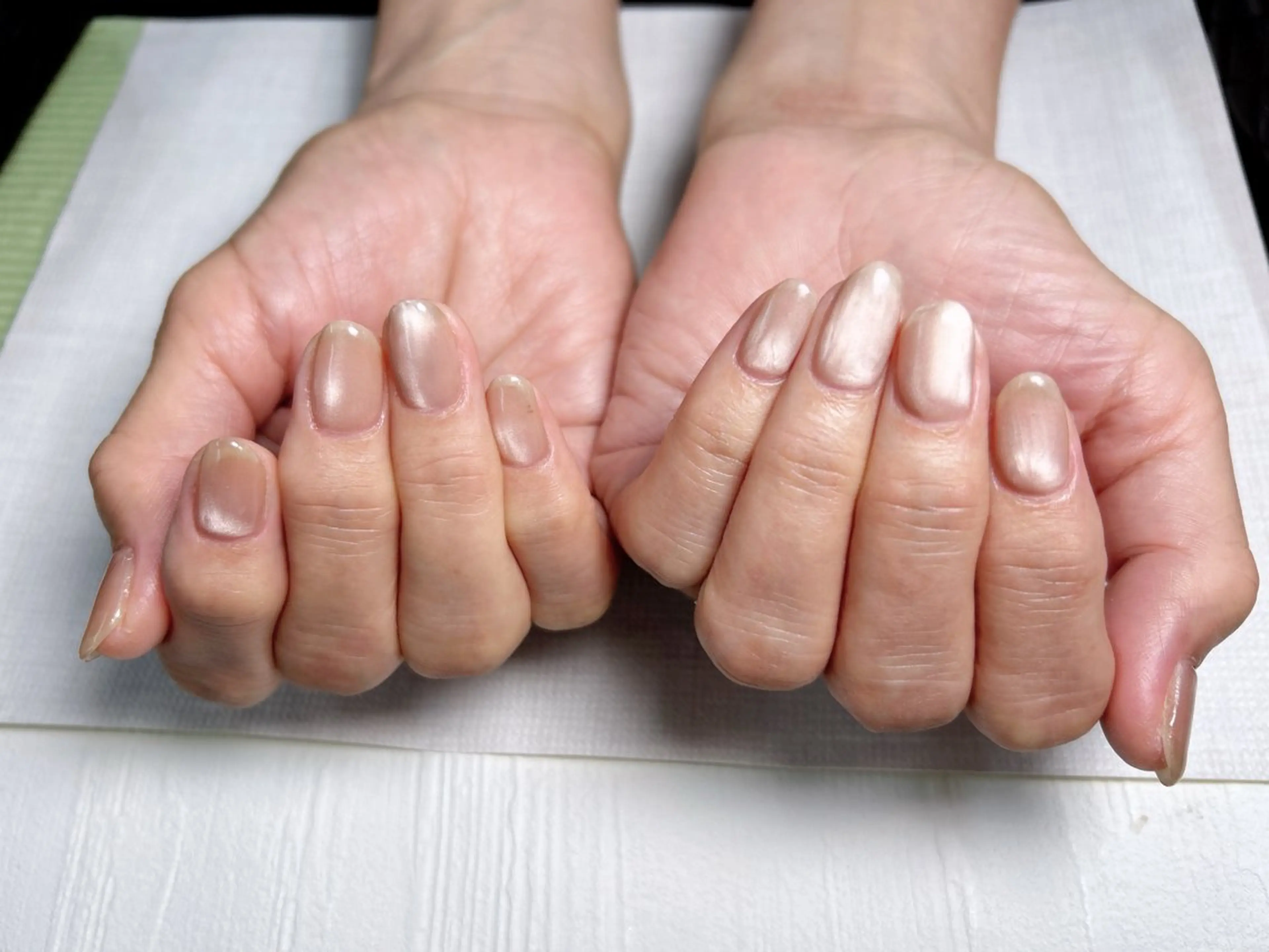 ネイル マグネットネイル マグネットワンカラー ワンカラーネイル 静岡ネイルサロン＆ネイルスクールirodori所属・irodori かつみ☺︎のネイルデザイン